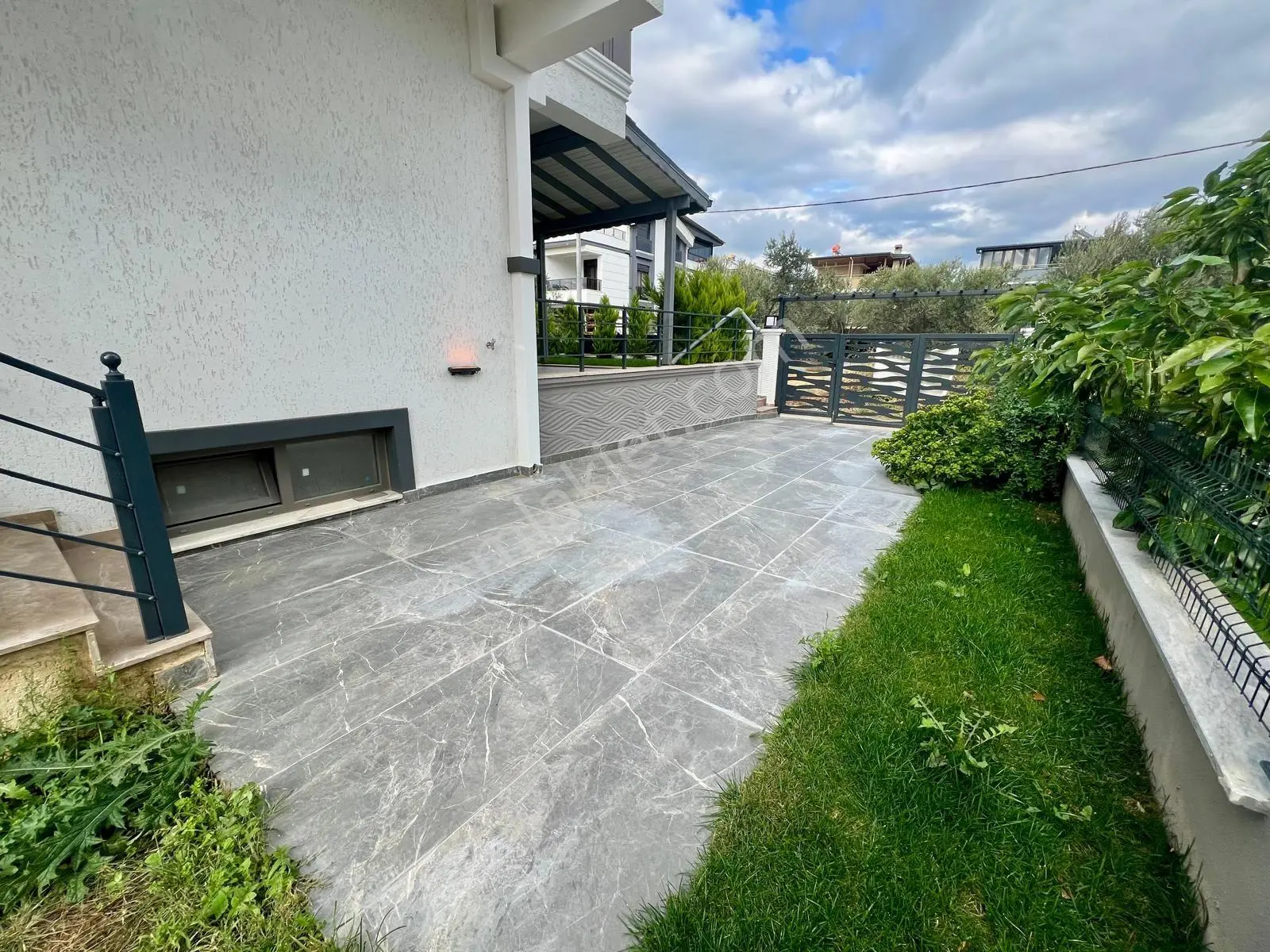 Aras Emlaktan Gürede Havuzlu Tam Müstakil 6+1 Villa — fotoğraf 9