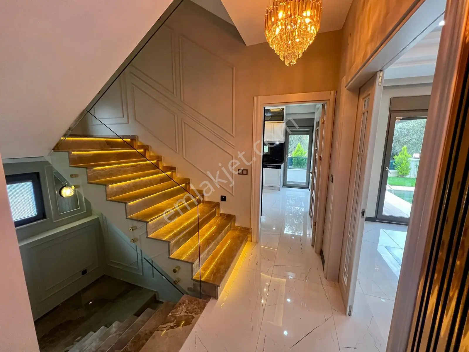 Aras Emlaktan Gürede Havuzlu Tam Müstakil 6+1 Villa — fotoğraf 15