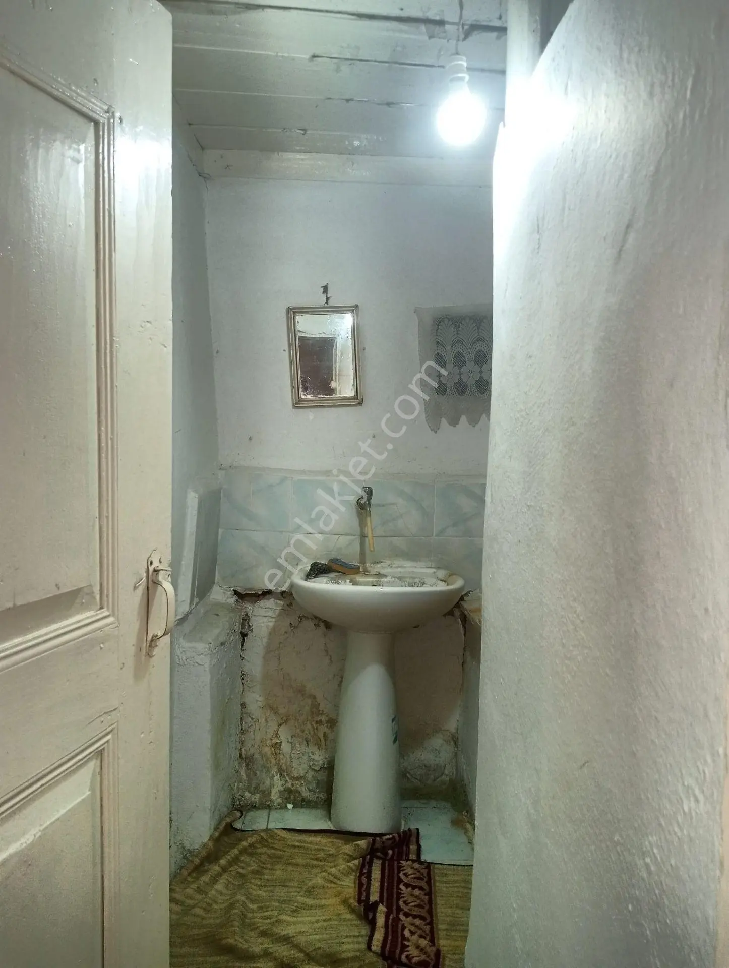 Mudurunu Büyükcamii Mh.de 2 Katlı Bahçeli Ahşap Ev — fotoğraf 14