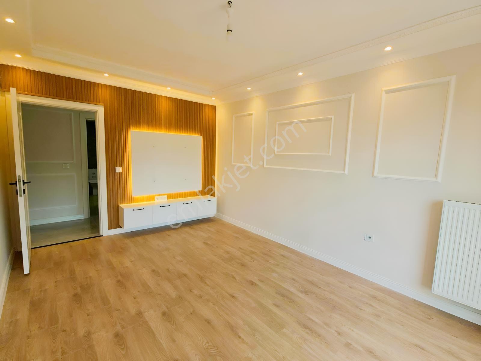 Villa Tadında Bakımları Yapışmış Muhteşem Daire