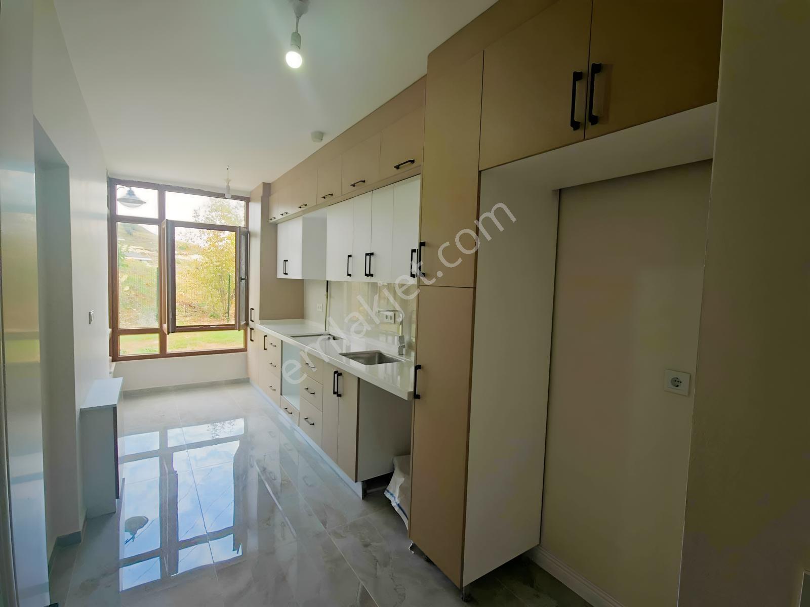 Villa Tadında Bakımları Yapışmış Muhteşem Daire — fotoğraf 5