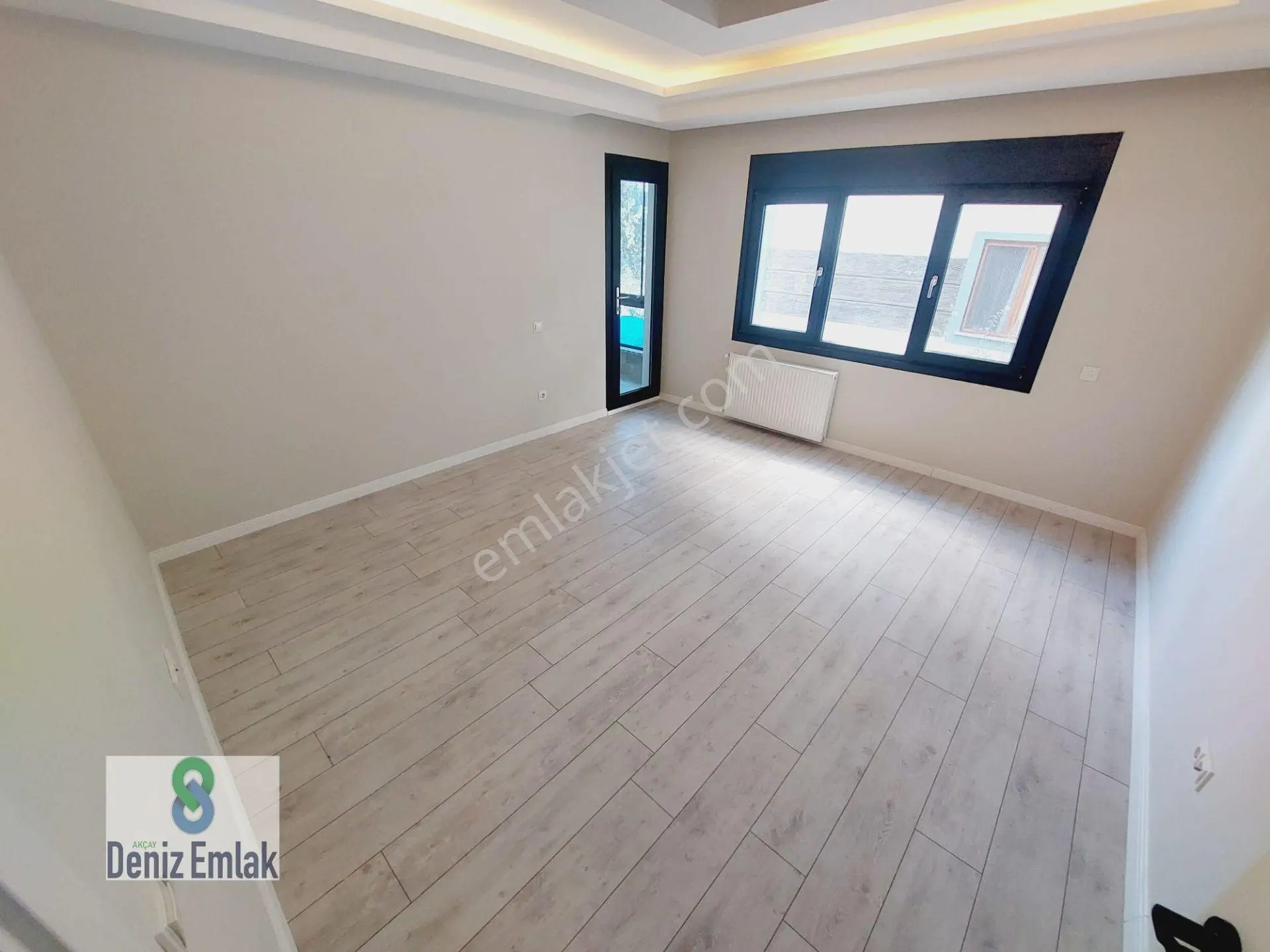 Denizden Akçayda Asansörlü Doğalgazlı Yeni Satılık 2+1 Daire. — fotoğraf 11
