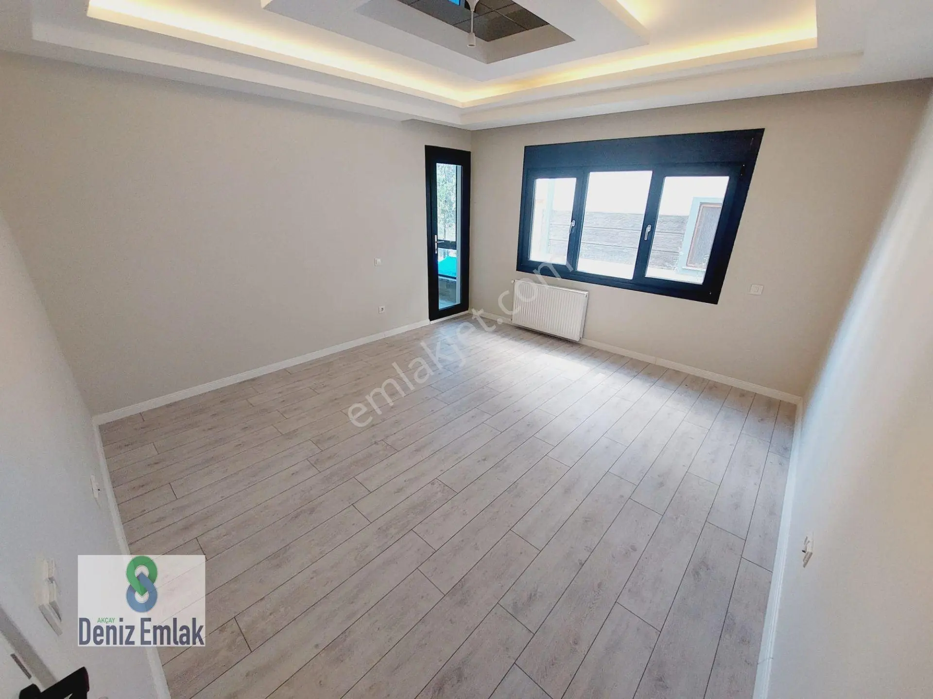 Denizden Akçayda Asansörlü Doğalgazlı Yeni Satılık 2+1 Daire. — fotoğraf 31