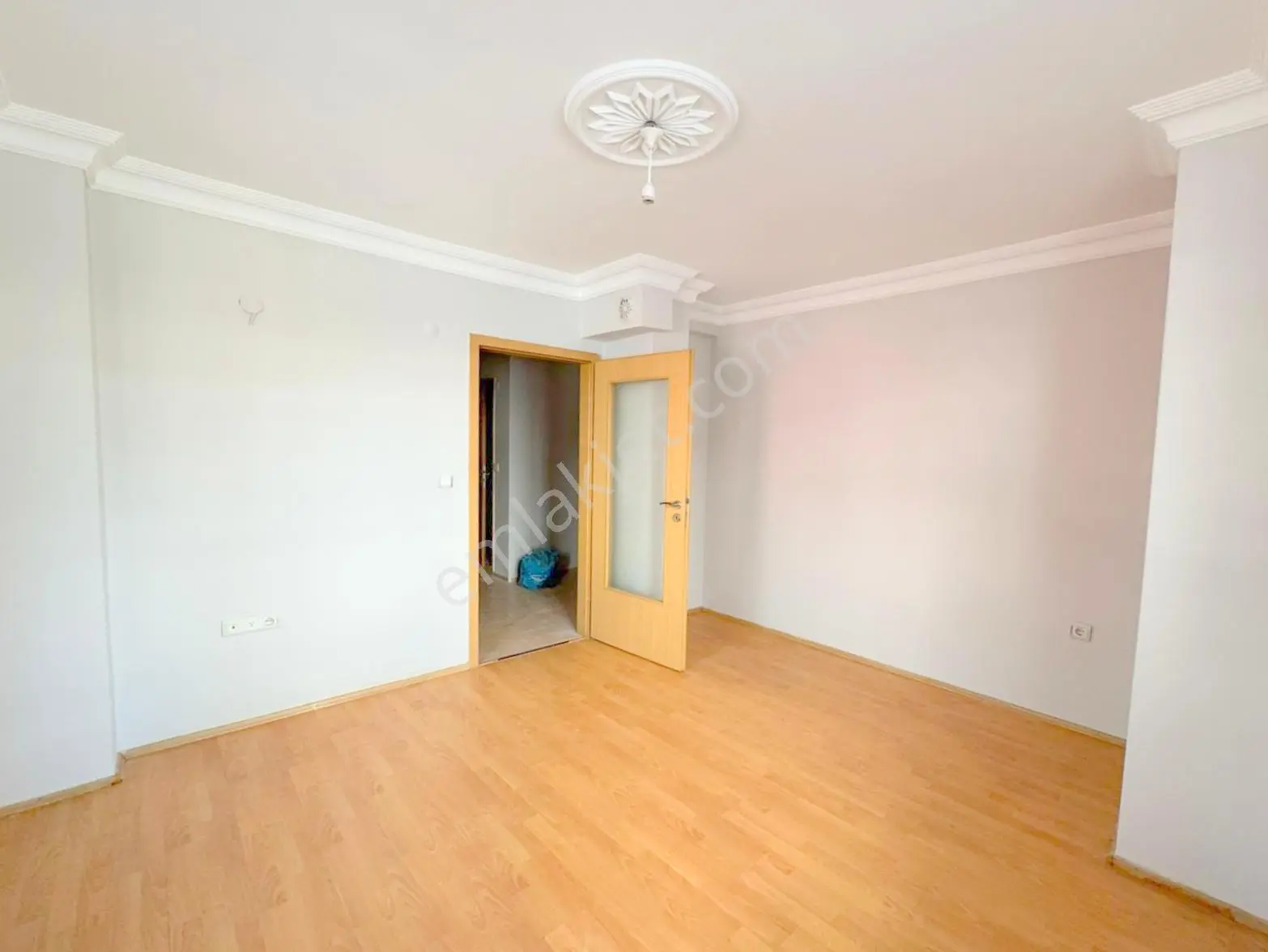 Mertcan'dan Esenler Mah. Hastane 12 Dk Mesafeli 3+1 Ters Dubleks — fotoğraf 2