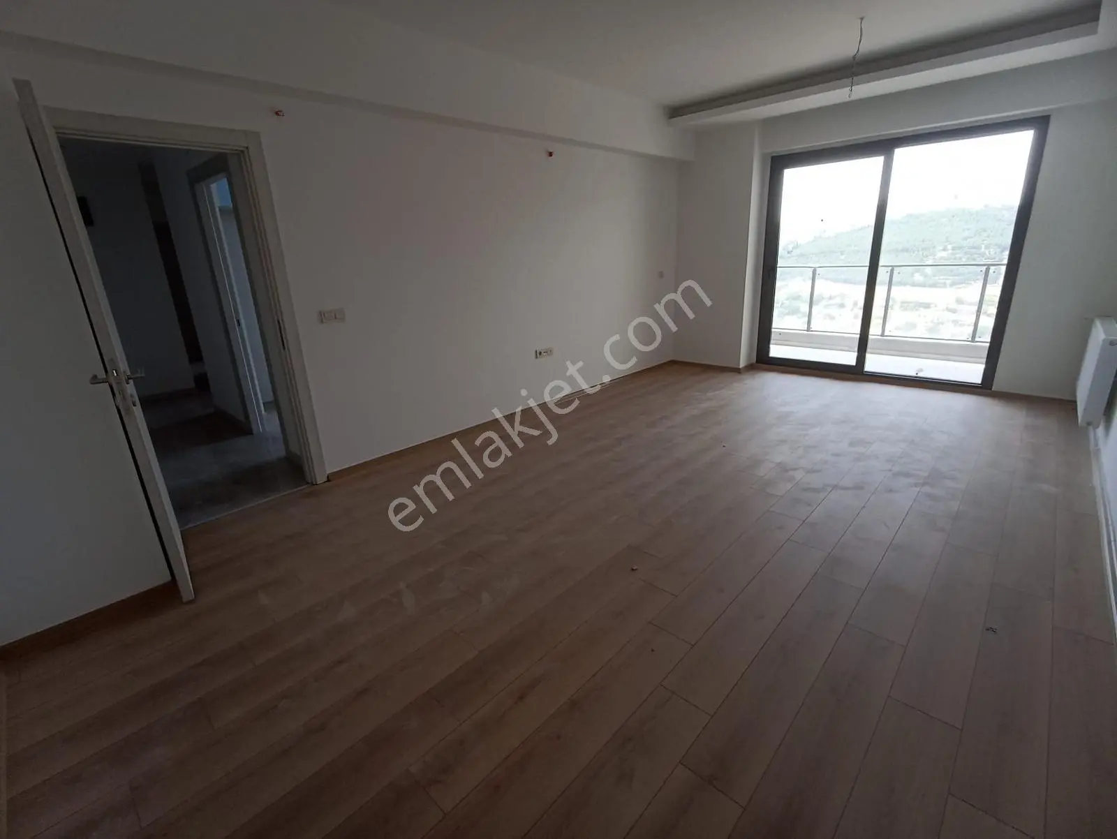 Havuzlu Güvenlikli Dasif Vista Sitesinde 3+1 Satılık Daire — fotoğraf 6