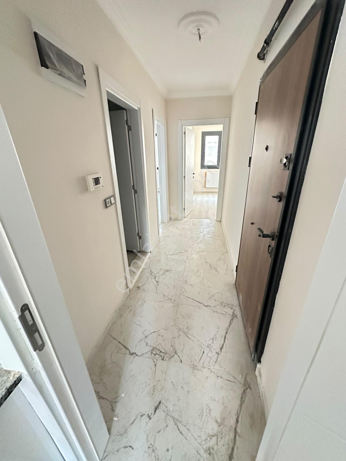 Zeki Emlak'tan Muradiye İstasyon Civarı Satılık 2+1 Sıfır Daire — fotoğraf 11