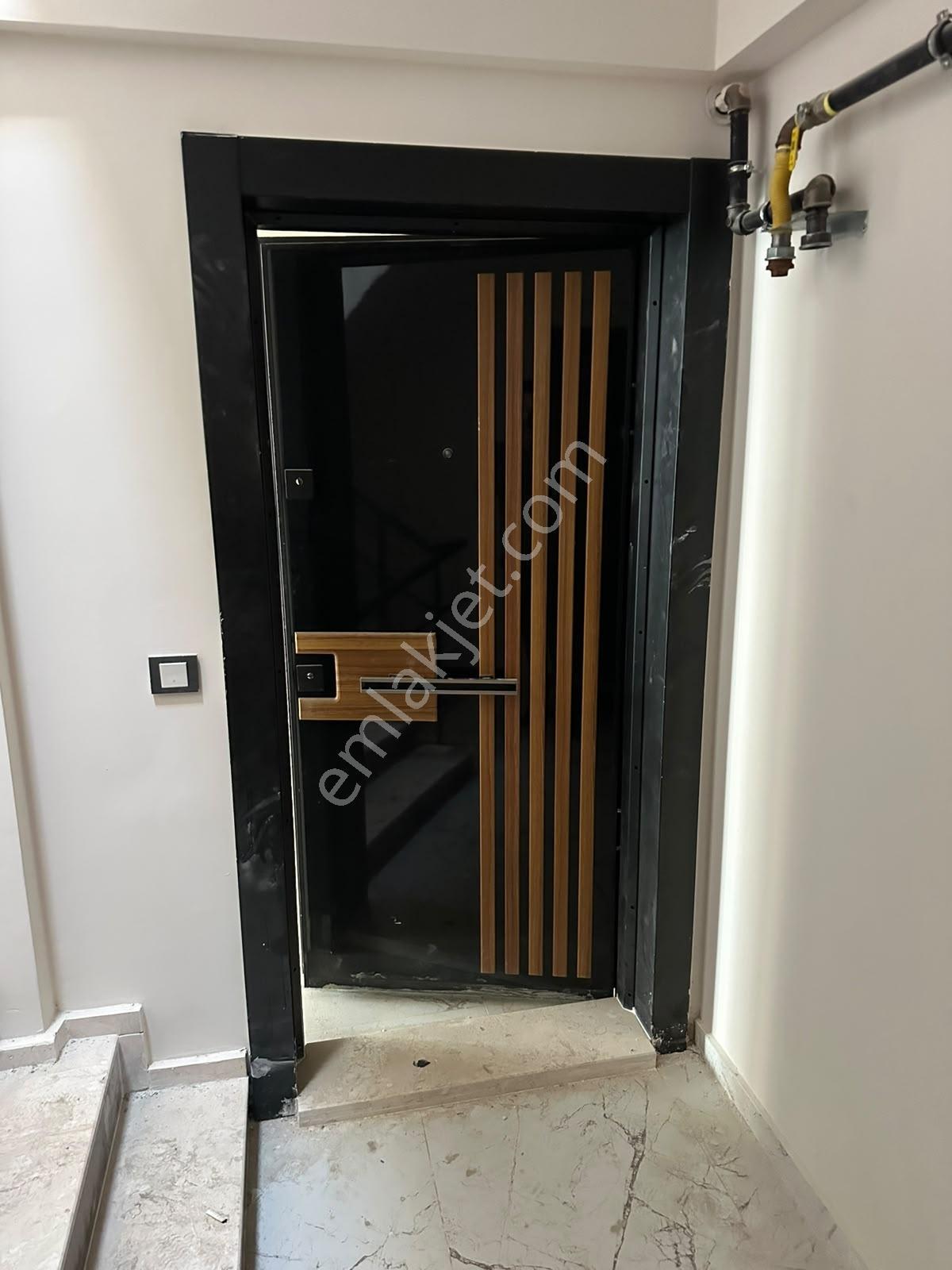 Zeki Emlak'tan Muradiye İstasyon Civarı Satılık 2+1 Sıfır Daire — fotoğraf 17