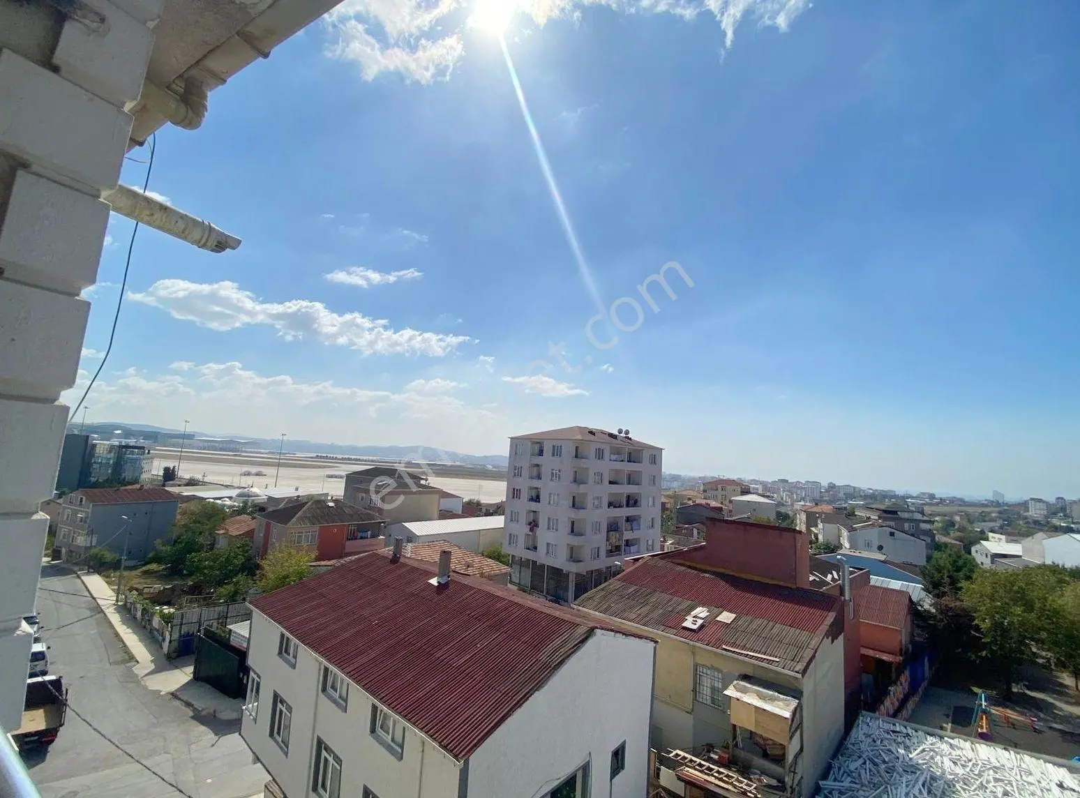 Mertcan'dan Ramazanoğlu Mah. Caddeye 2dk 25m2 Arsa Tapulu 2+1 — fotoğraf 5