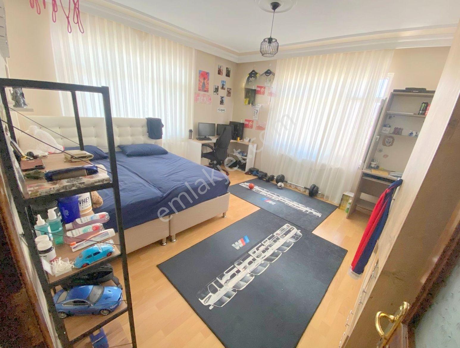 Mertcan'dan Ramazanoğlu Mah. Caddeye 2dk 25m2 Arsa Tapulu 2+1 — fotoğraf 8
