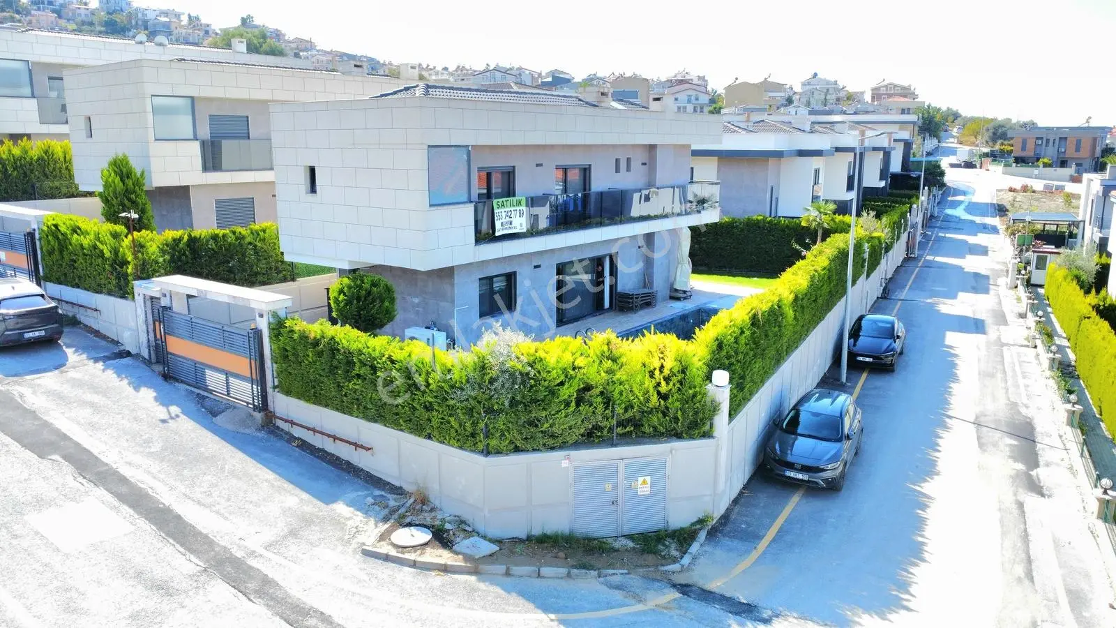 Kuşadası Karaova'da 4+1 Müstakil Köşe Konum Satılık Villa — fotoğraf 13