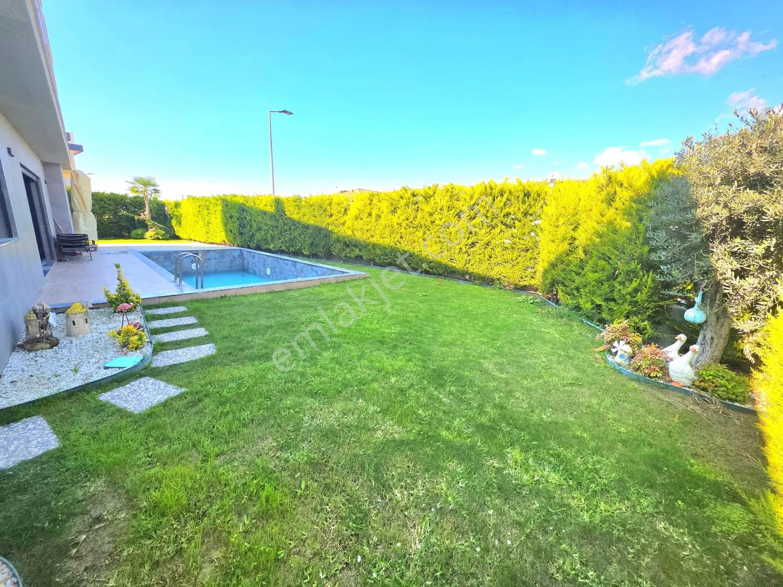 Kuşadası Karaova'da 4+1 Müstakil Köşe Konum Satılık Villa — fotoğraf 15