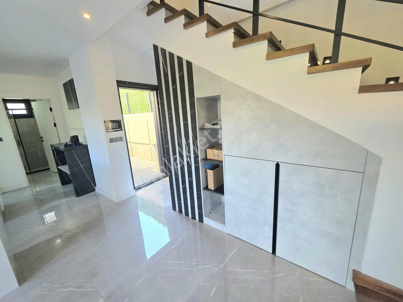 Kuşadası Karaova'da 4+1 Müstakil Köşe Konum Satılık Villa — fotoğraf 33