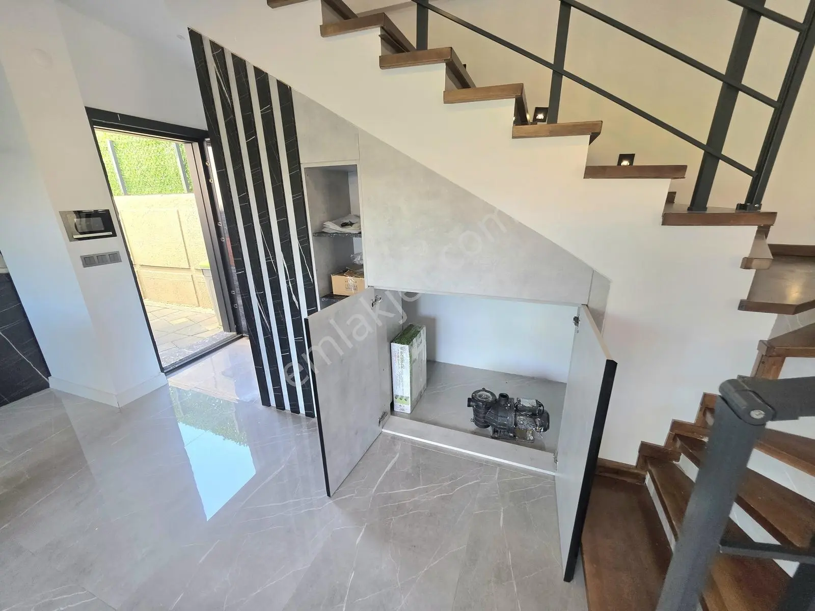 Kuşadası Karaova'da 4+1 Müstakil Köşe Konum Satılık Villa — fotoğraf 35