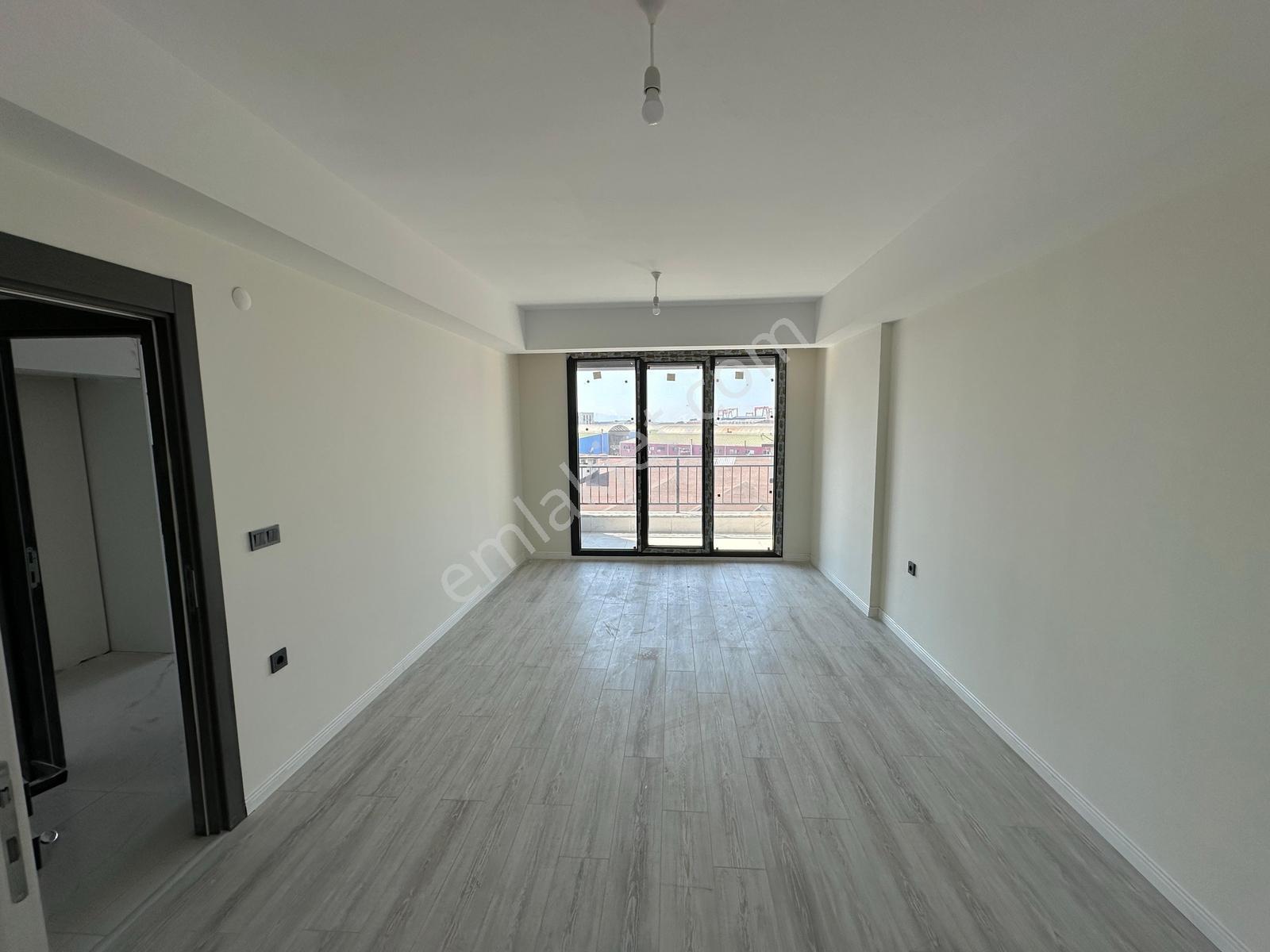 Evliya Çelebi'de By Hilton Hotel'e Komşu 5.katta 3+1 Daire