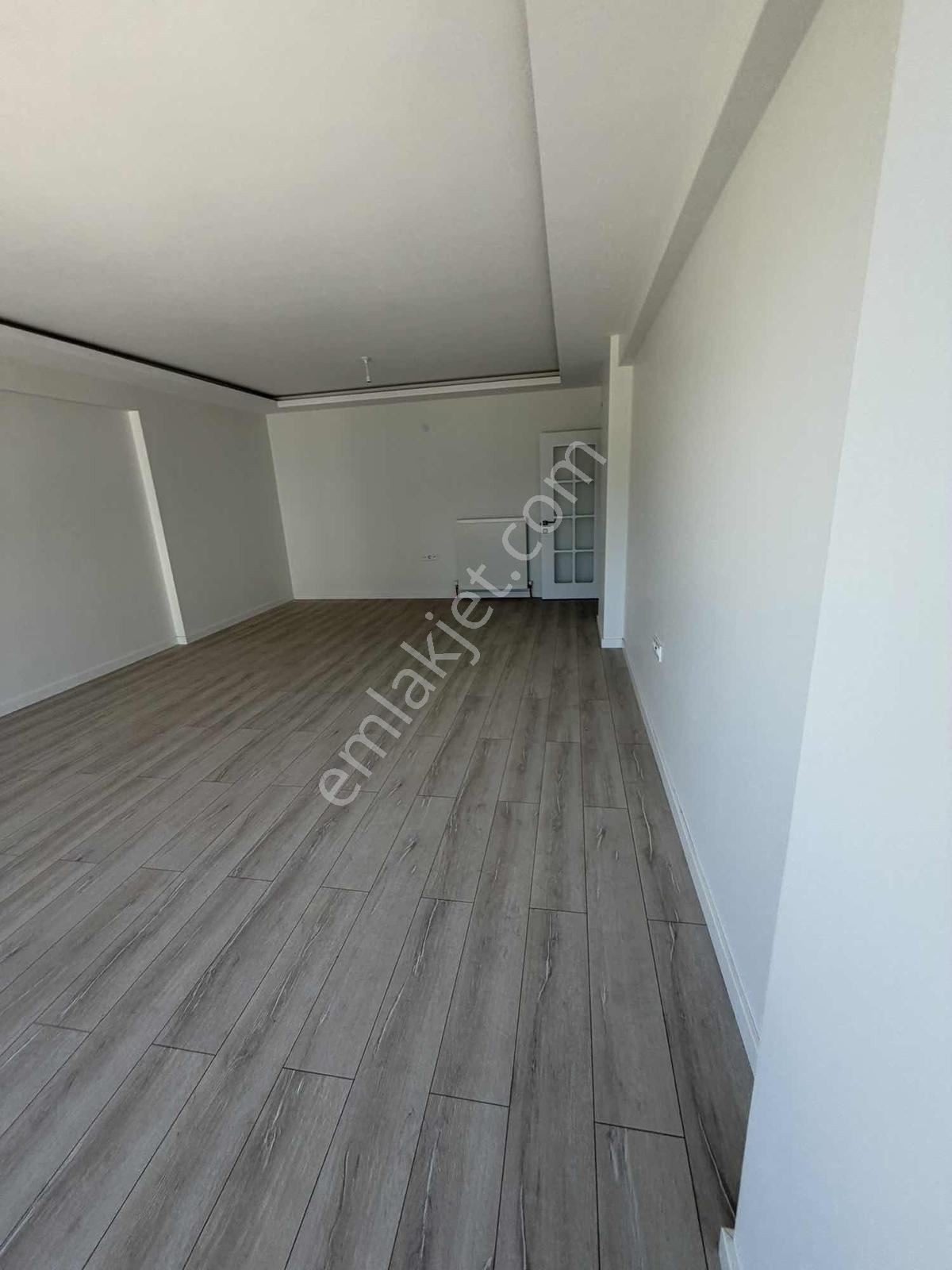 Engin Emlaktan Deniz Manzaralı 4+1 Satlık Daire — fotoğraf 11
