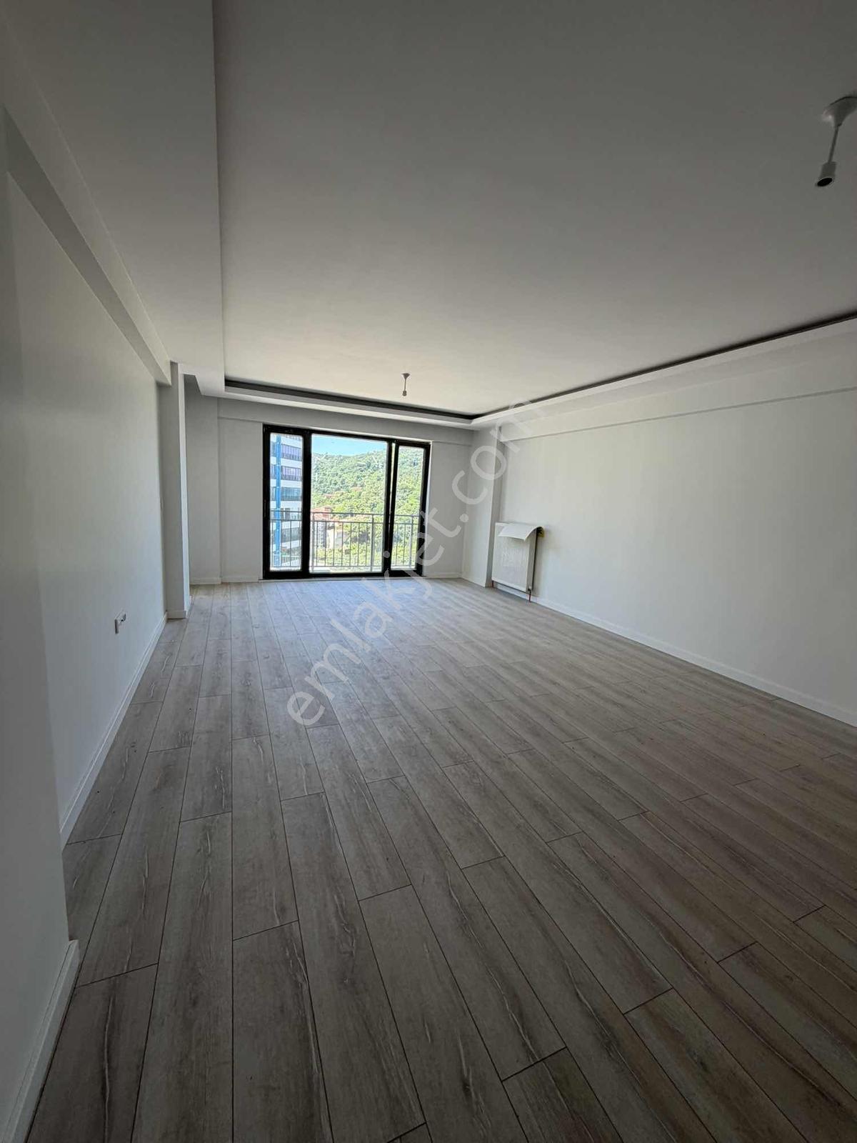Engin Emlaktan Deniz Manzaralı 4+1 Satlık Daire — fotoğraf 14