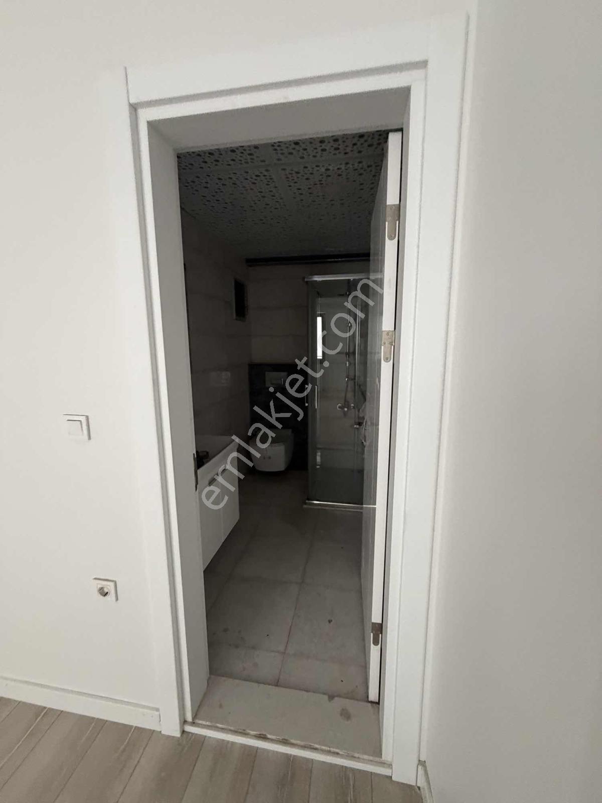 Engin Emlaktan Deniz Manzaralı 4+1 Satlık Daire — fotoğraf 21