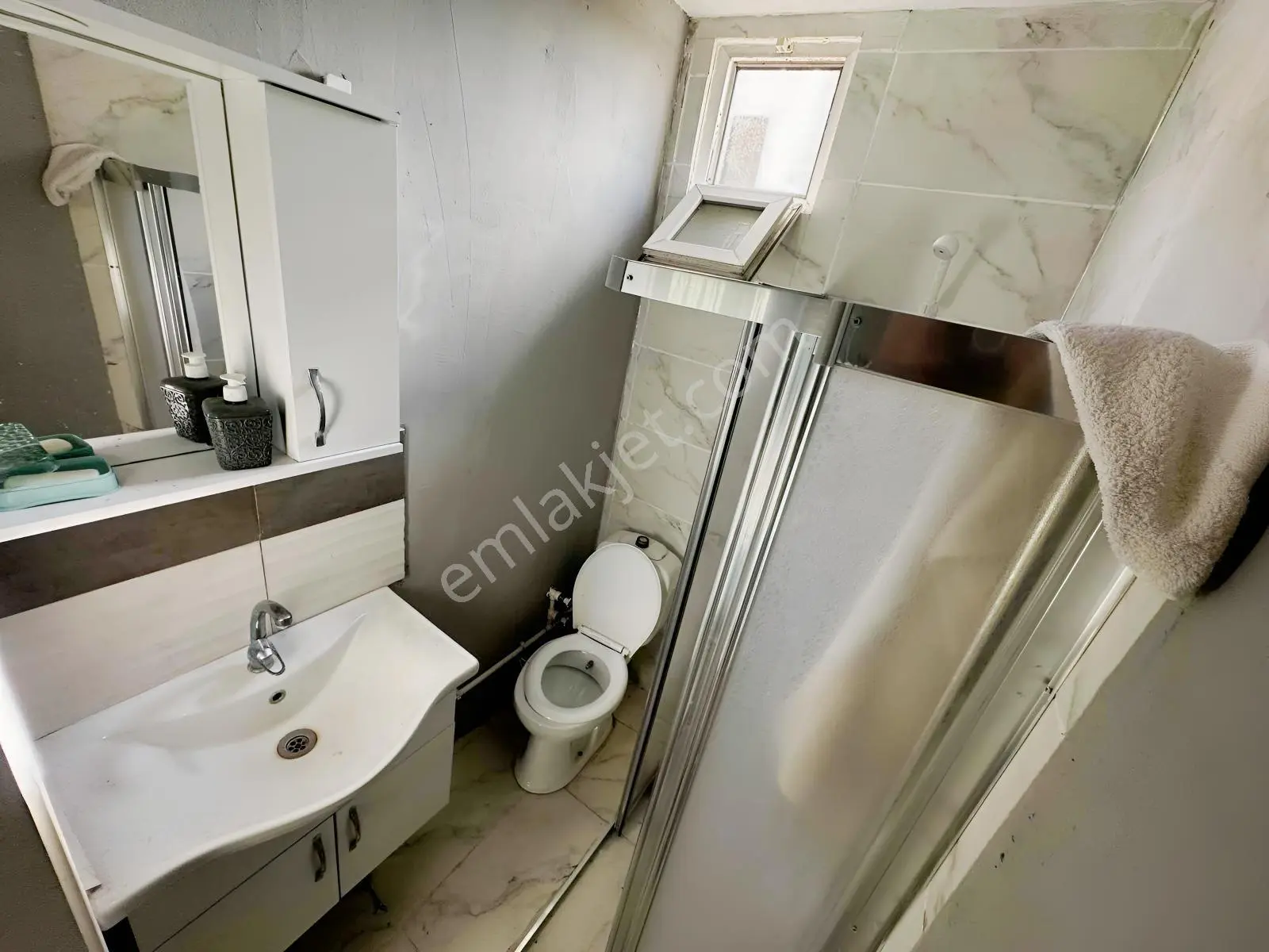 Hamitabatta Asfalt Cepheli 250m2 İmarlı Arsa Ve Müstakil Ev — fotoğraf 12