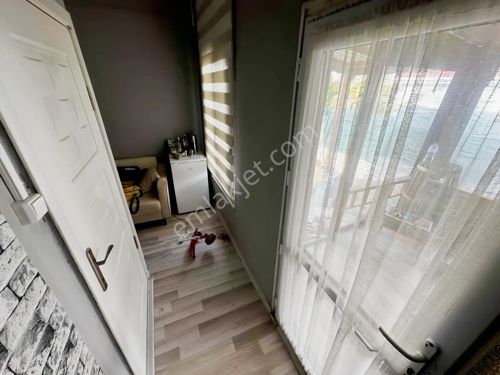 Hamitabatta Asfalt Cepheli 250m2 İmarlı Arsa Ve Müstakil Ev — fotoğraf 14