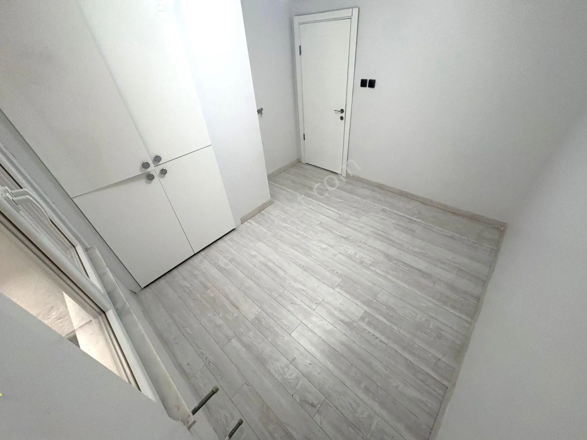 𝄞melodi'den Akçay'da Vitrinlik Ön Cephe Arakat Denize 300mt 2+1 Satılık Daire — fotoğraf 12