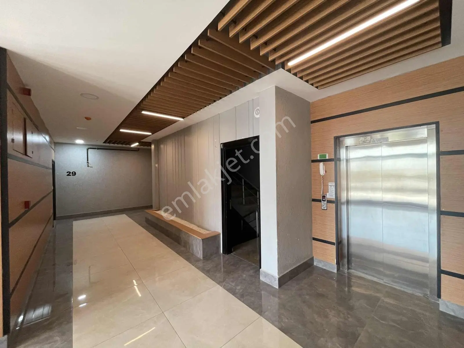 Stadyum Bulv.uzerı 2 Bloklu Sıte Giyinme Odalı Cok Genıs 2+1 — fotoğraf 28