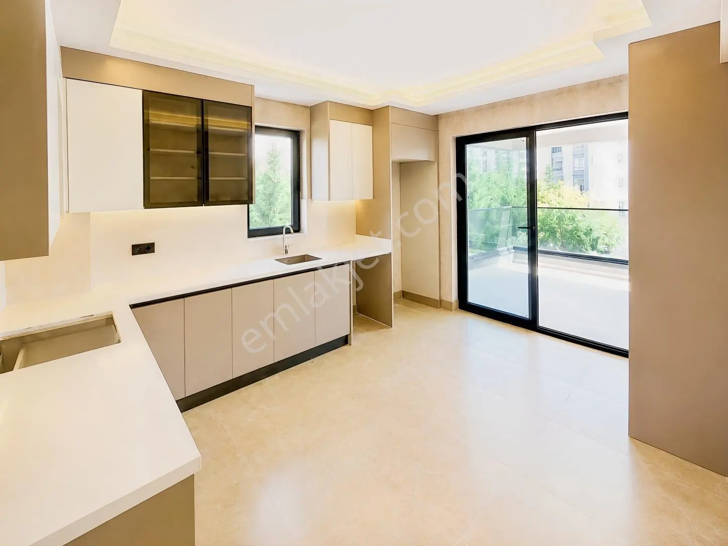 Ayyıldız Mahallesinde Site İçi Sıfır Ultra Lux 4+1 Satılık Daireler — fotoğraf 2