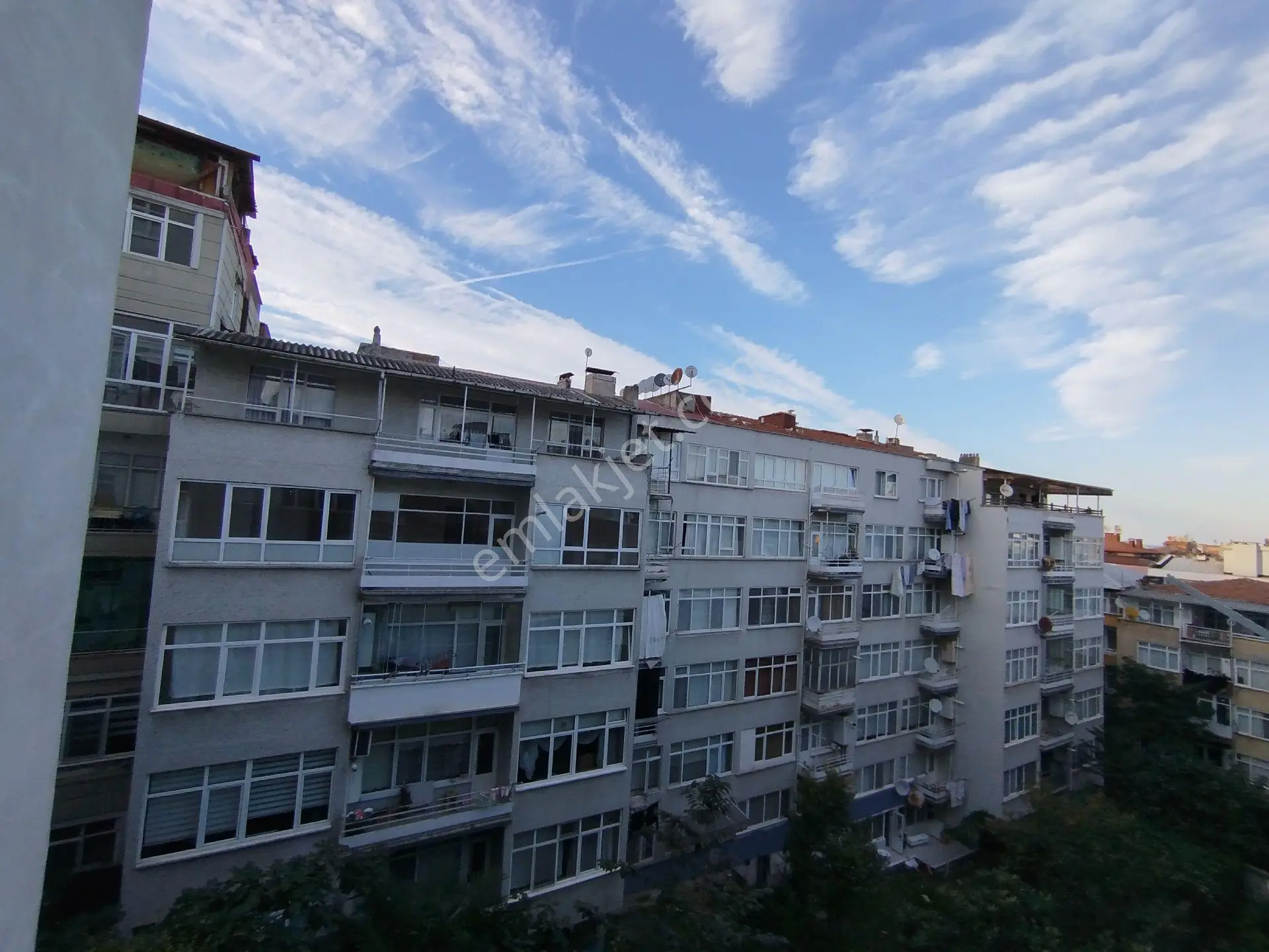 Yeski Emlâk İnşaattan Satılık Masrafsız Merkezi Konumda — fotoğraf 10