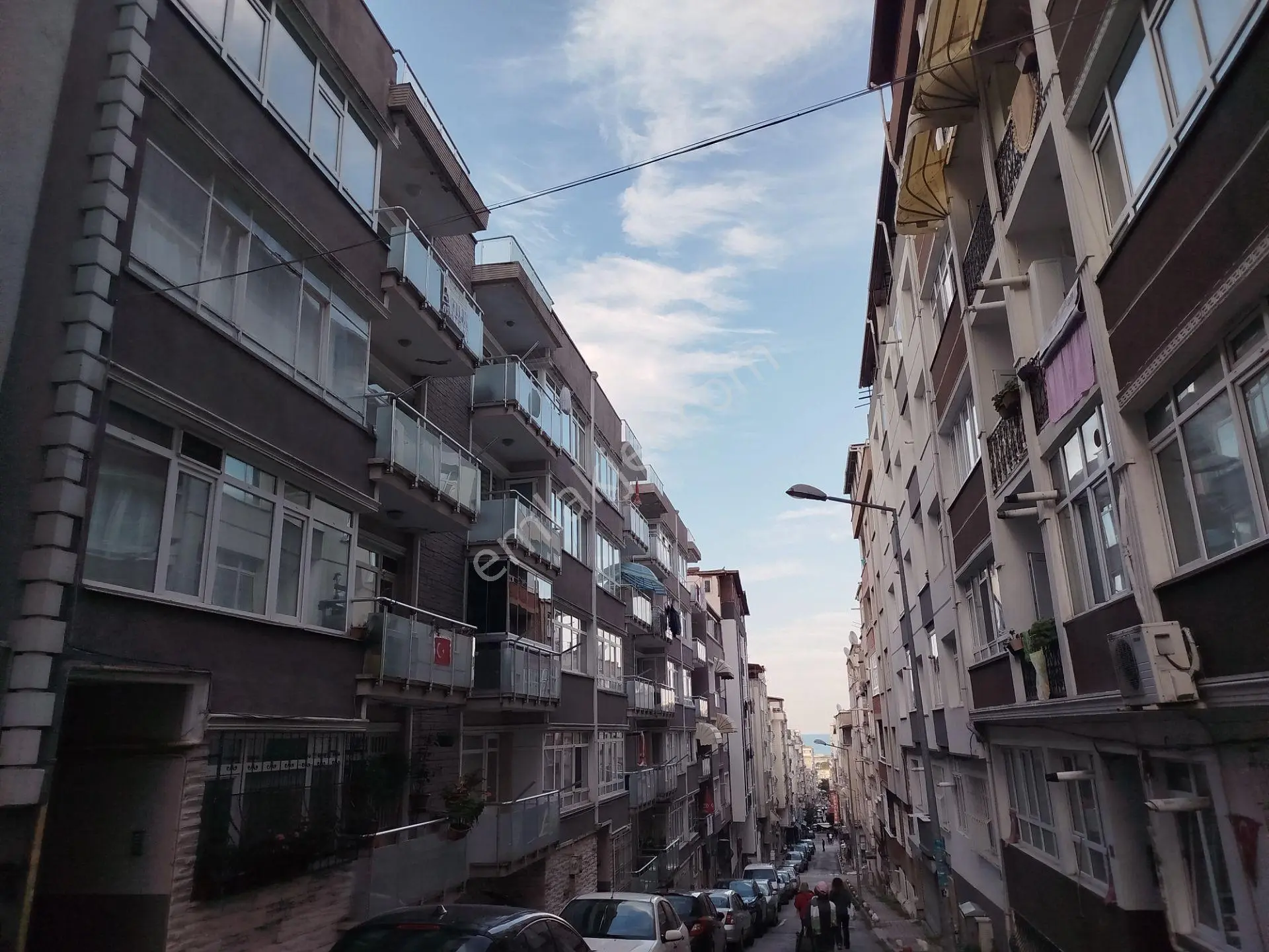 Yeski Emlâk İnşaattan Satılık Masrafsız Merkezi Konumda — fotoğraf 32