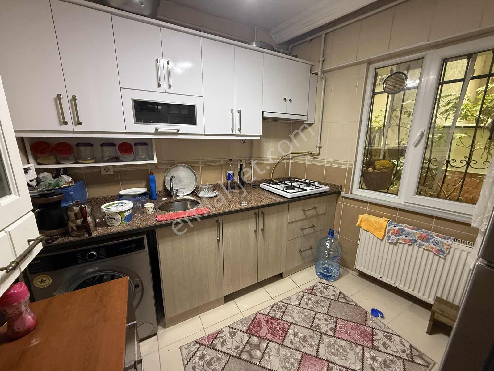Arzu Emlak'tan Satılık 2+1 Giriş Altı Kot1 Daire — fotoğraf 3