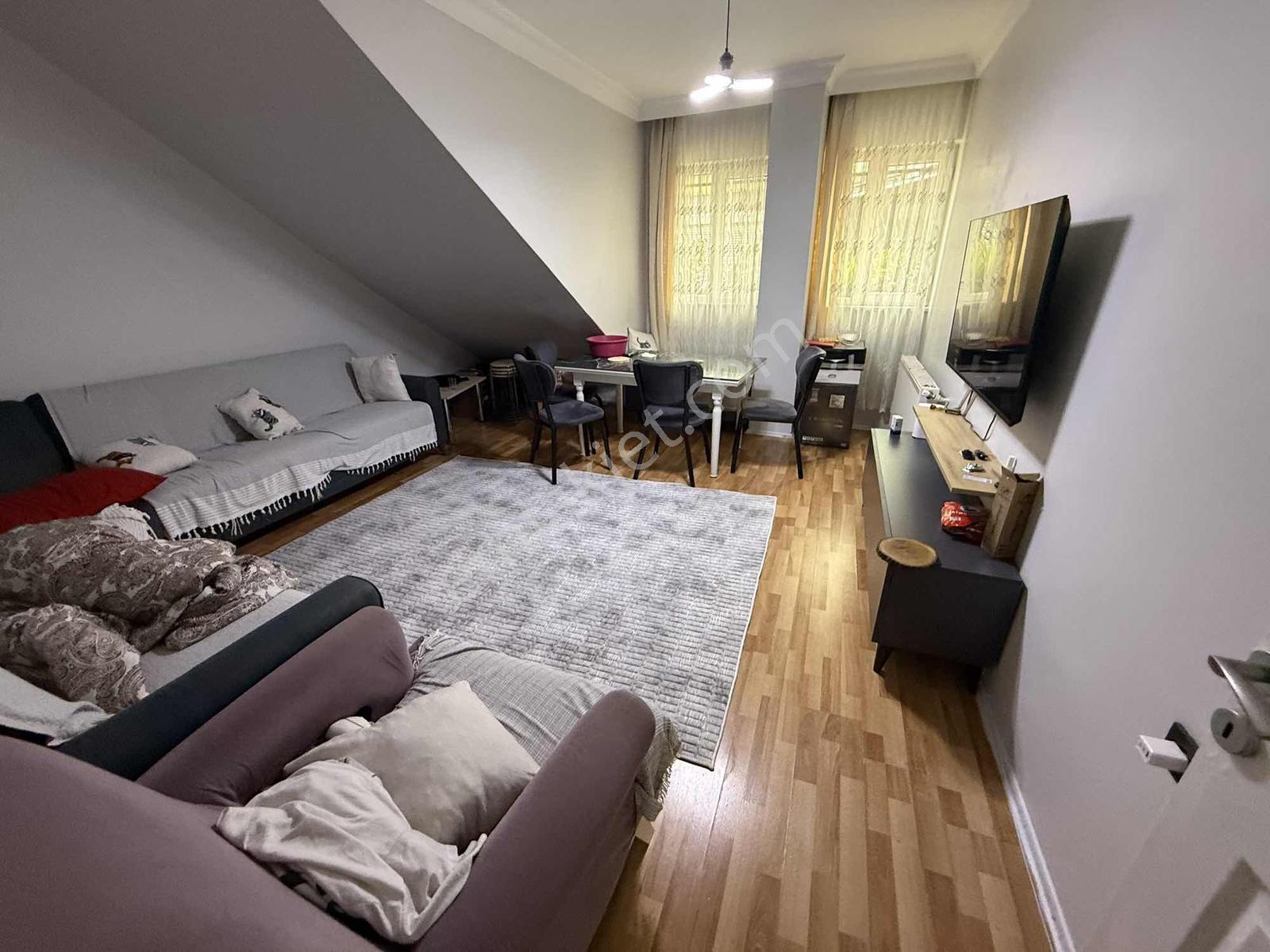 Arzu Emlak'tan Satılık 2+1 Giriş Altı Kot1 Daire — fotoğraf 6