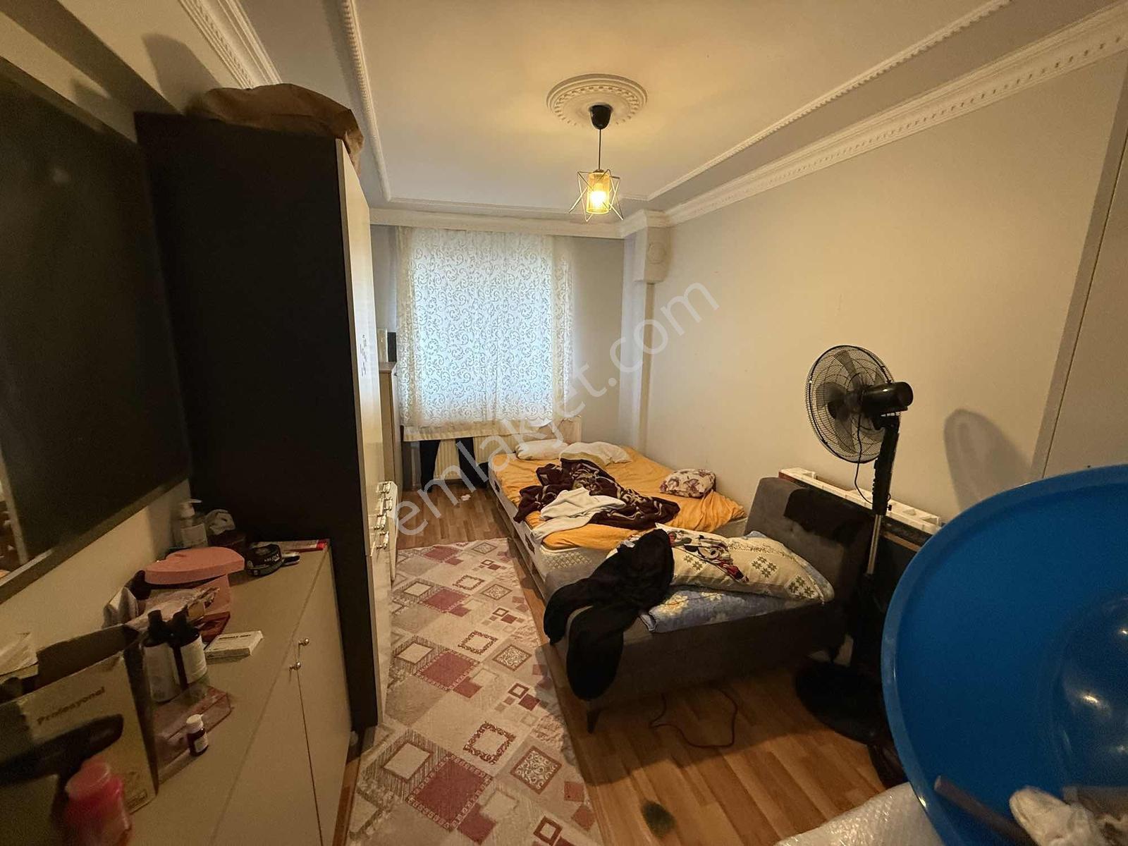 Arzu Emlak'tan Satılık 2+1 Giriş Altı Kot1 Daire — fotoğraf 16