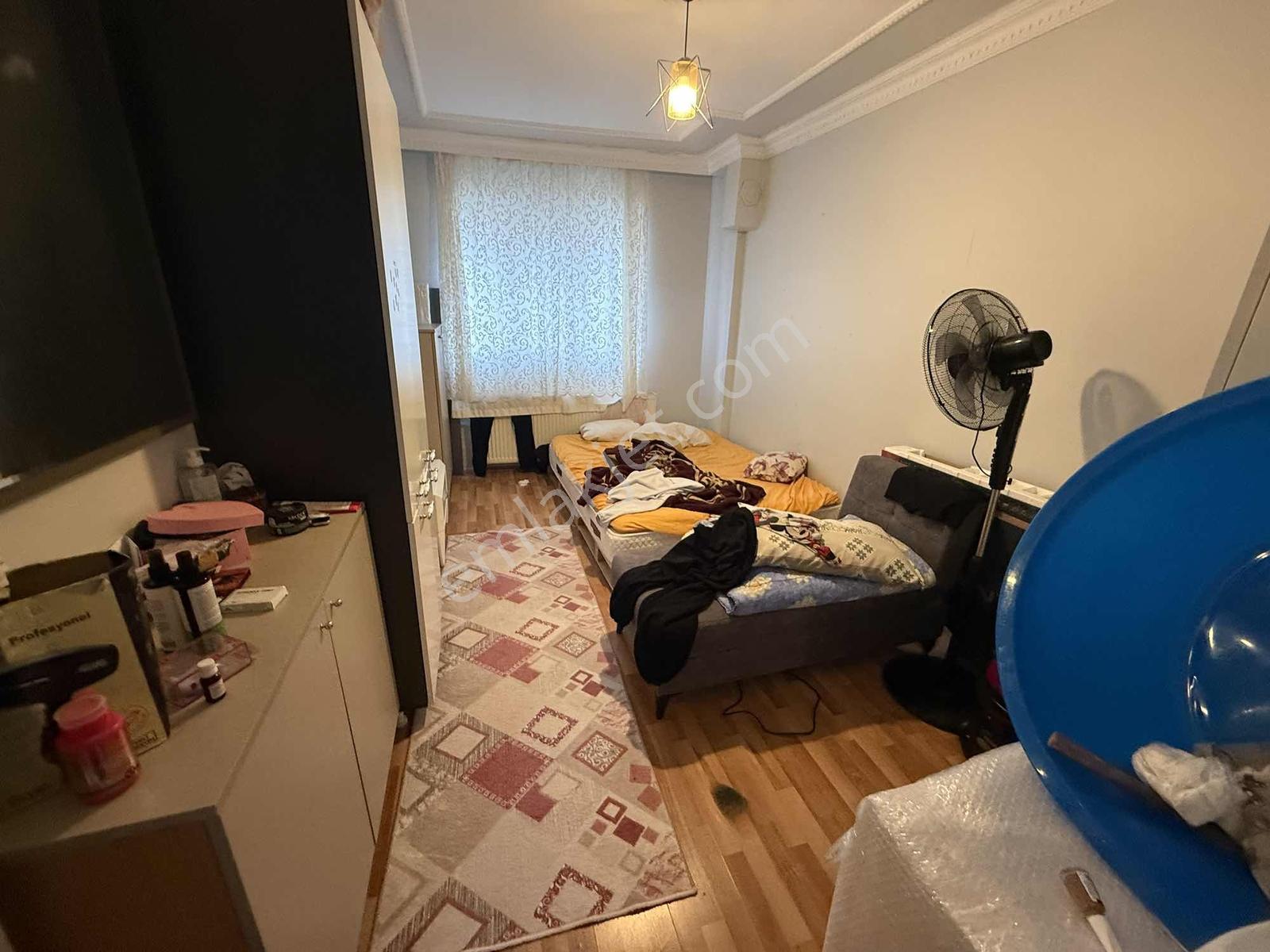 Arzu Emlak'tan Satılık 2+1 Giriş Altı Kot1 Daire — fotoğraf 17