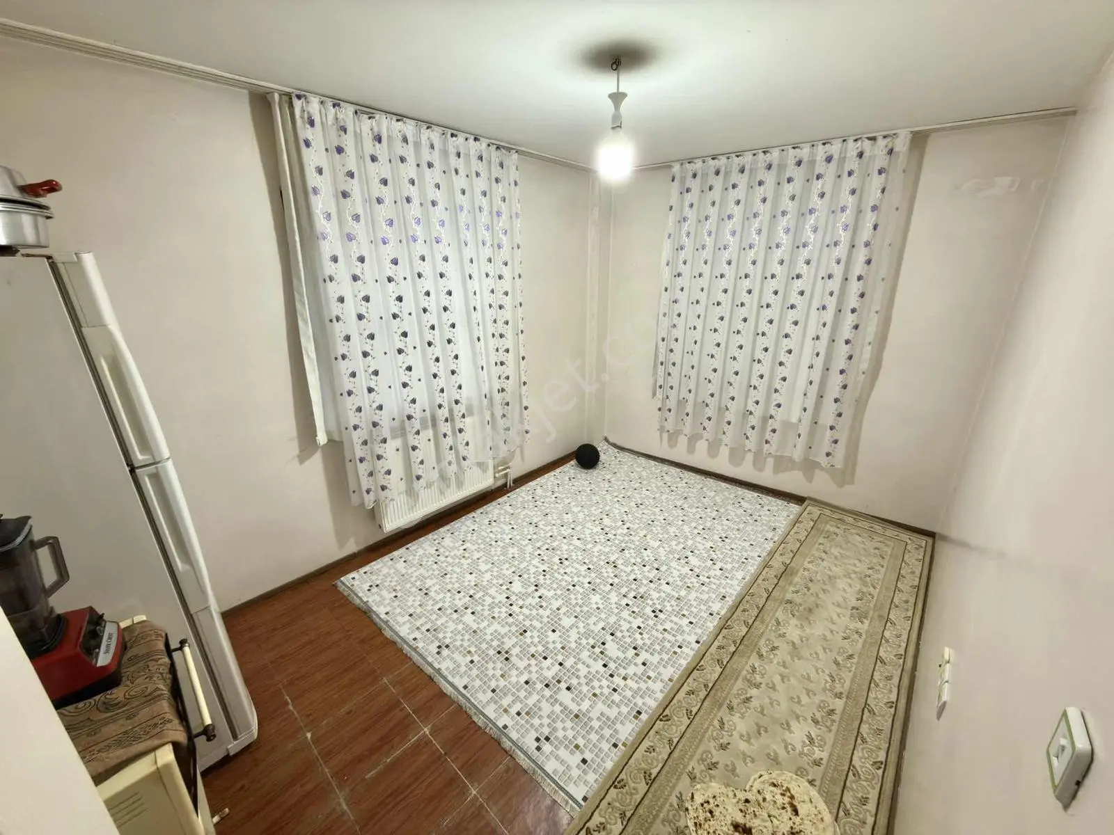Tarhanlar Cd Dibi Balkonlu 3+1 Çok Geniş Bu Fiyata Kaçmaz! — fotoğraf 6