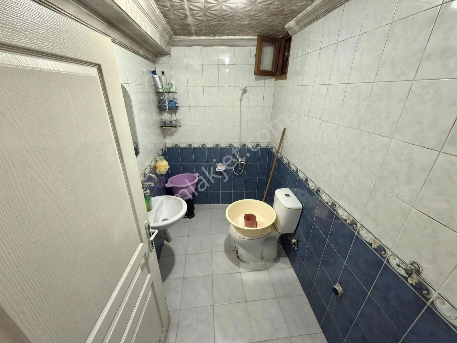 Tarhanlar Cd Dibi Balkonlu 3+1 Çok Geniş Bu Fiyata Kaçmaz! — fotoğraf 14