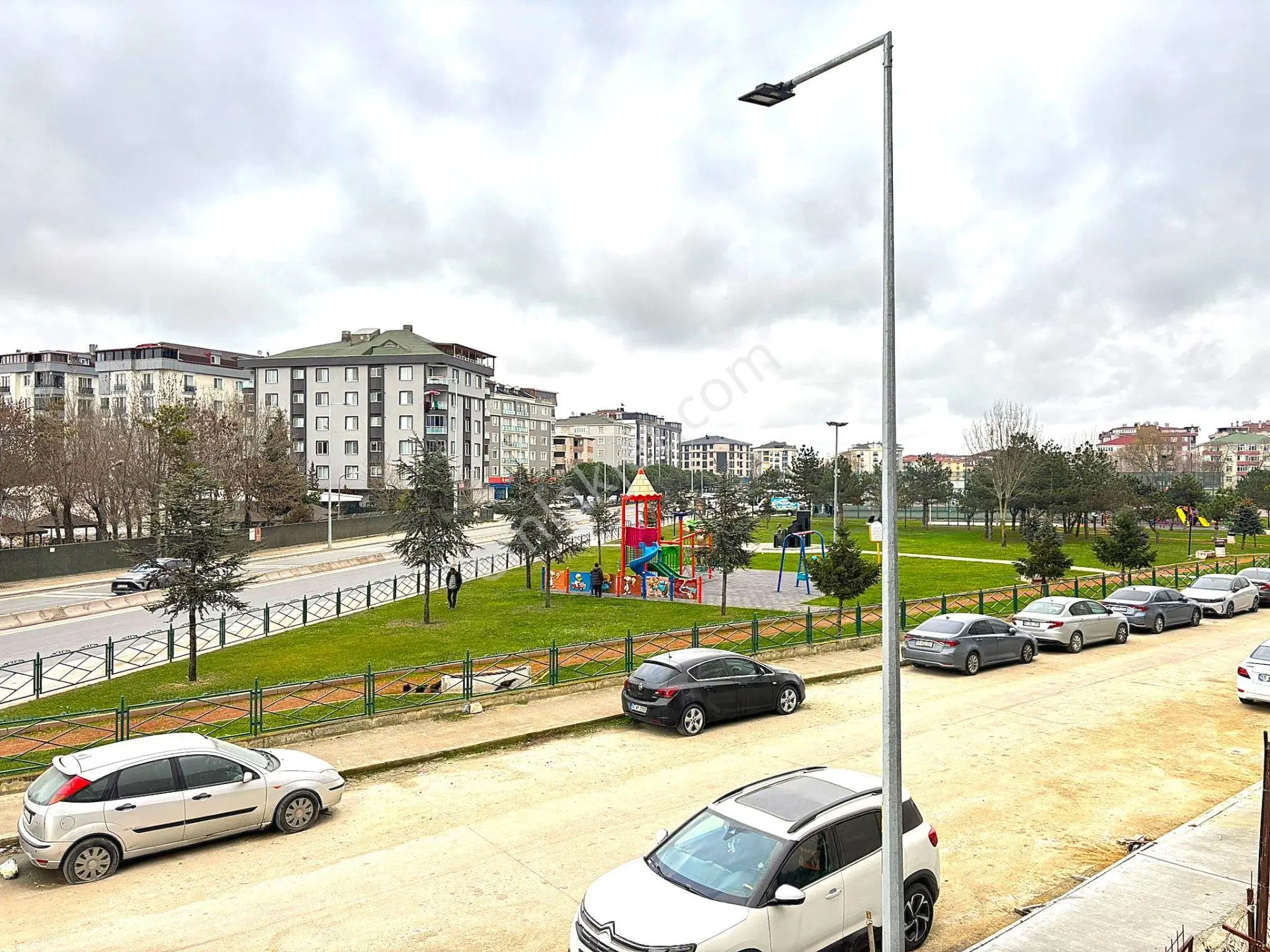 **eryıldız İnşaat'tan**acill Adliye & Devlet Hastanesi Yanı 2+1* — fotoğraf 2