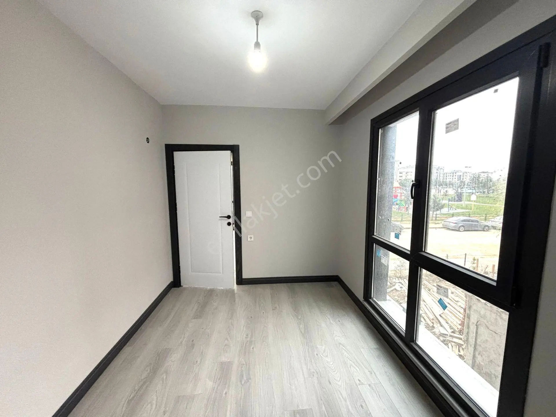 **eryıldız İnşaat'tan**acill Adliye & Devlet Hastanesi Yanı 2+1* — fotoğraf 18