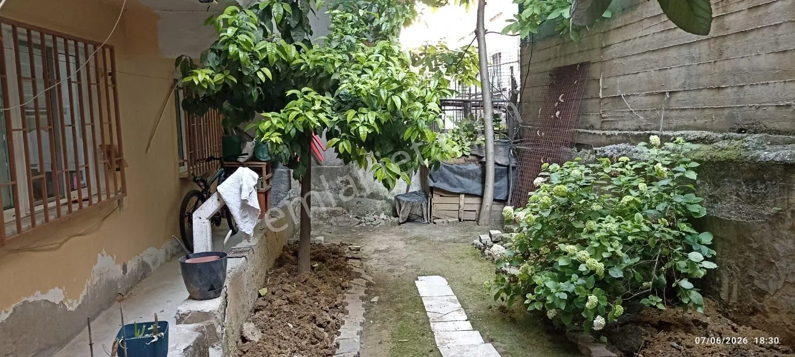 Satılık Tek Daire Üzeri 26m² Hisseli 120m² Masrafsız Bahçekat — fotoğraf 24