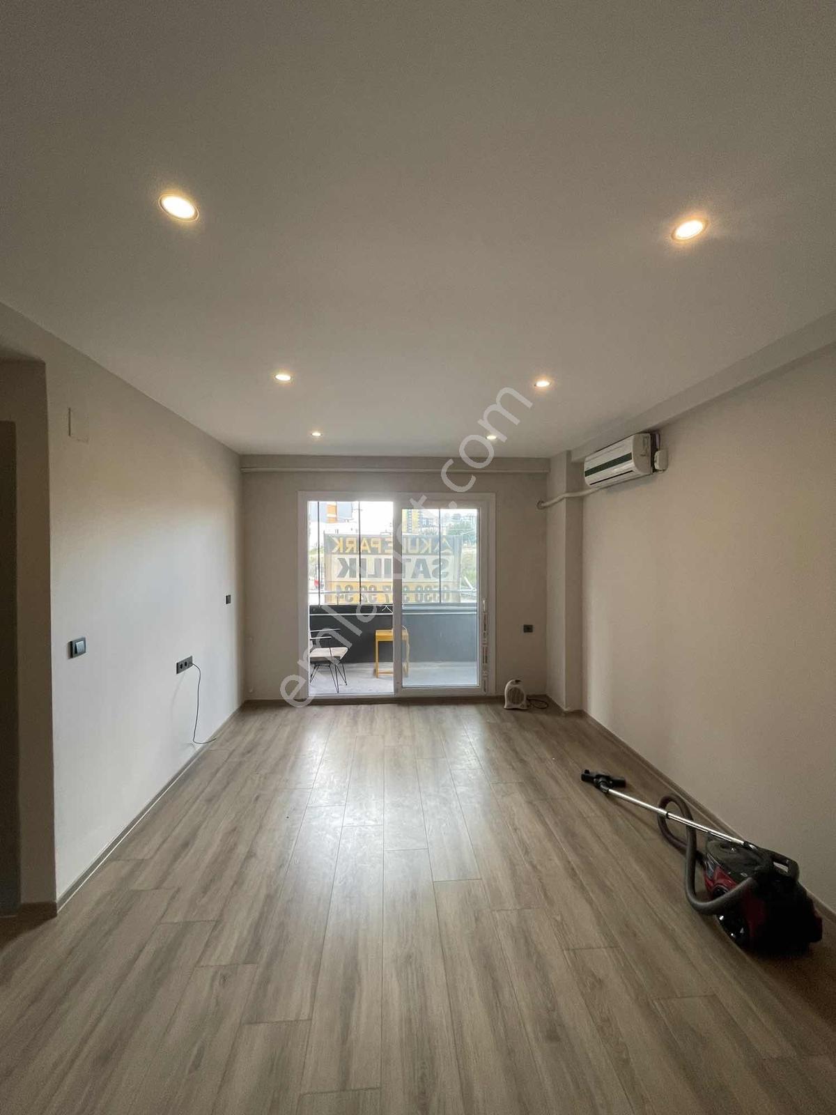 Erguvan Bulvarında Bolgenın En Genıs Lux Cam Bal.ekstralı 1+1 — fotoğraf 8