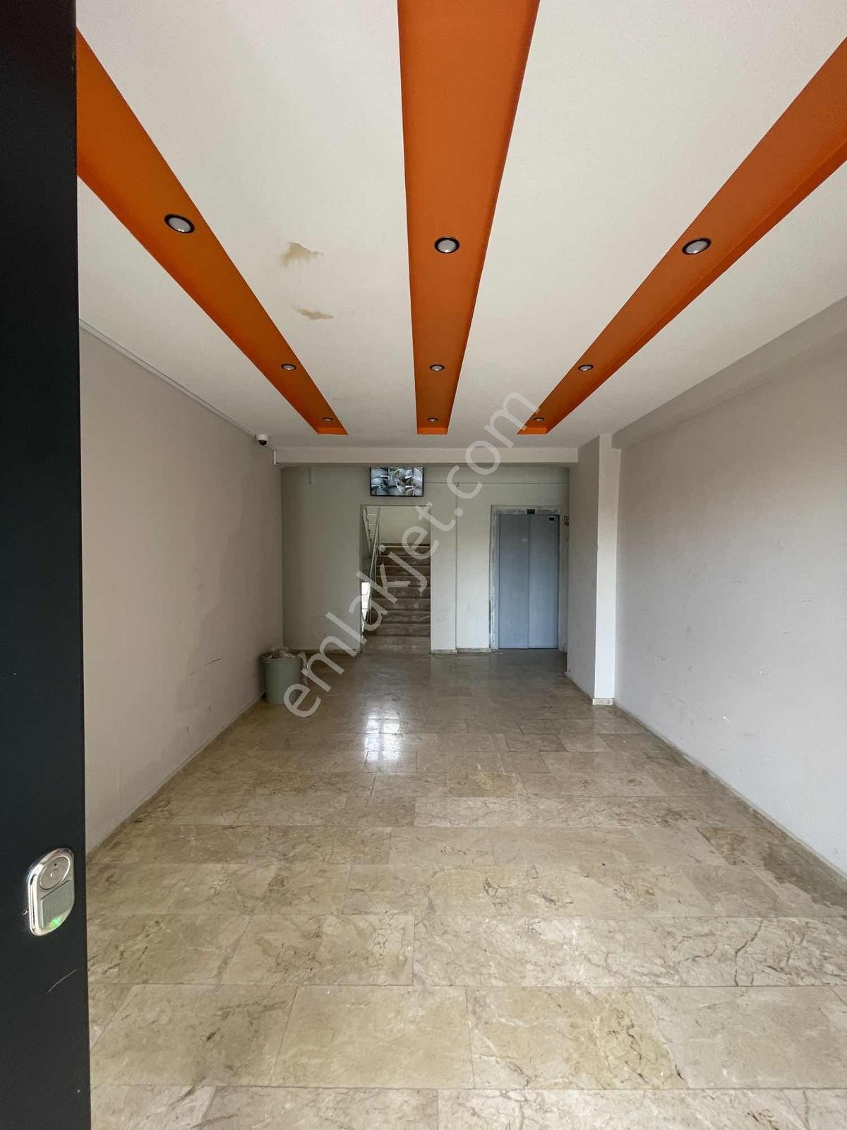 Erguvan Bulvarında Bolgenın En Genıs Lux Cam Bal.ekstralı 1+1 — fotoğraf 25
