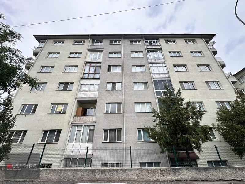 Rw Lıfe // Yıldıztepe Mah Askeri Lojman Karşısı Satılık 3+1