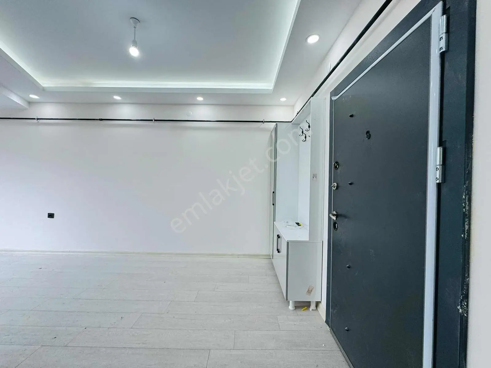 Cadde Gayrimenkul'den Kapaklı'da Ayrı Mutfaklı Arakat 2+0 Daire — fotoğraf 12