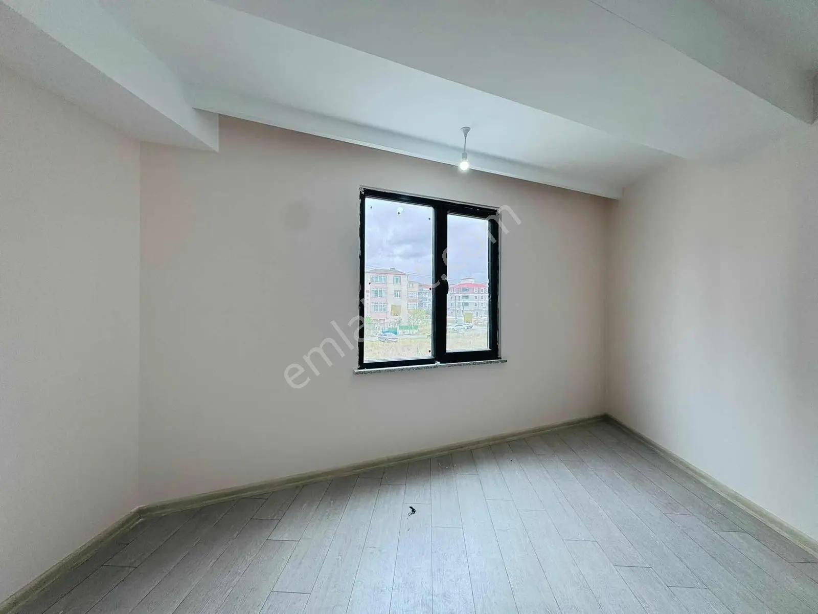 Cadde Gayrimenkul'den Kapaklı'da Ayrı Mutfaklı Arakat 2+0 Daire — fotoğraf 23