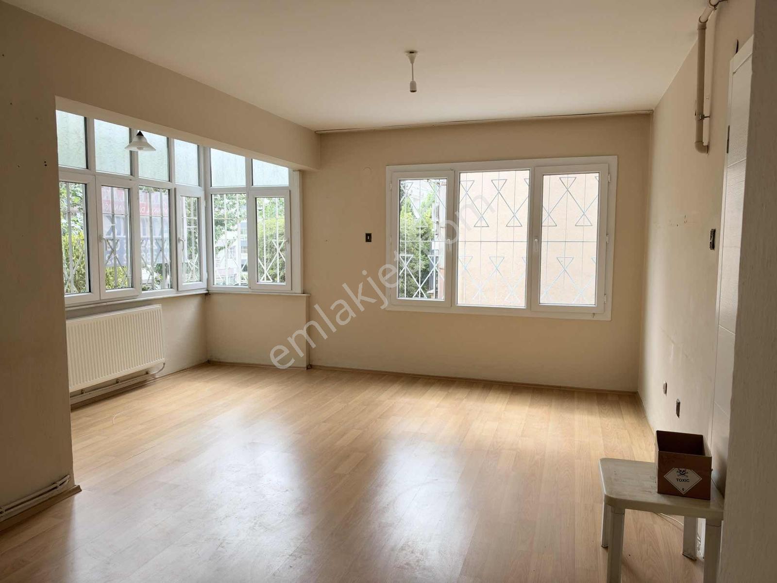Bornova Erzene Mahallesi 3+1 Satılık Daire — fotoğraf 5