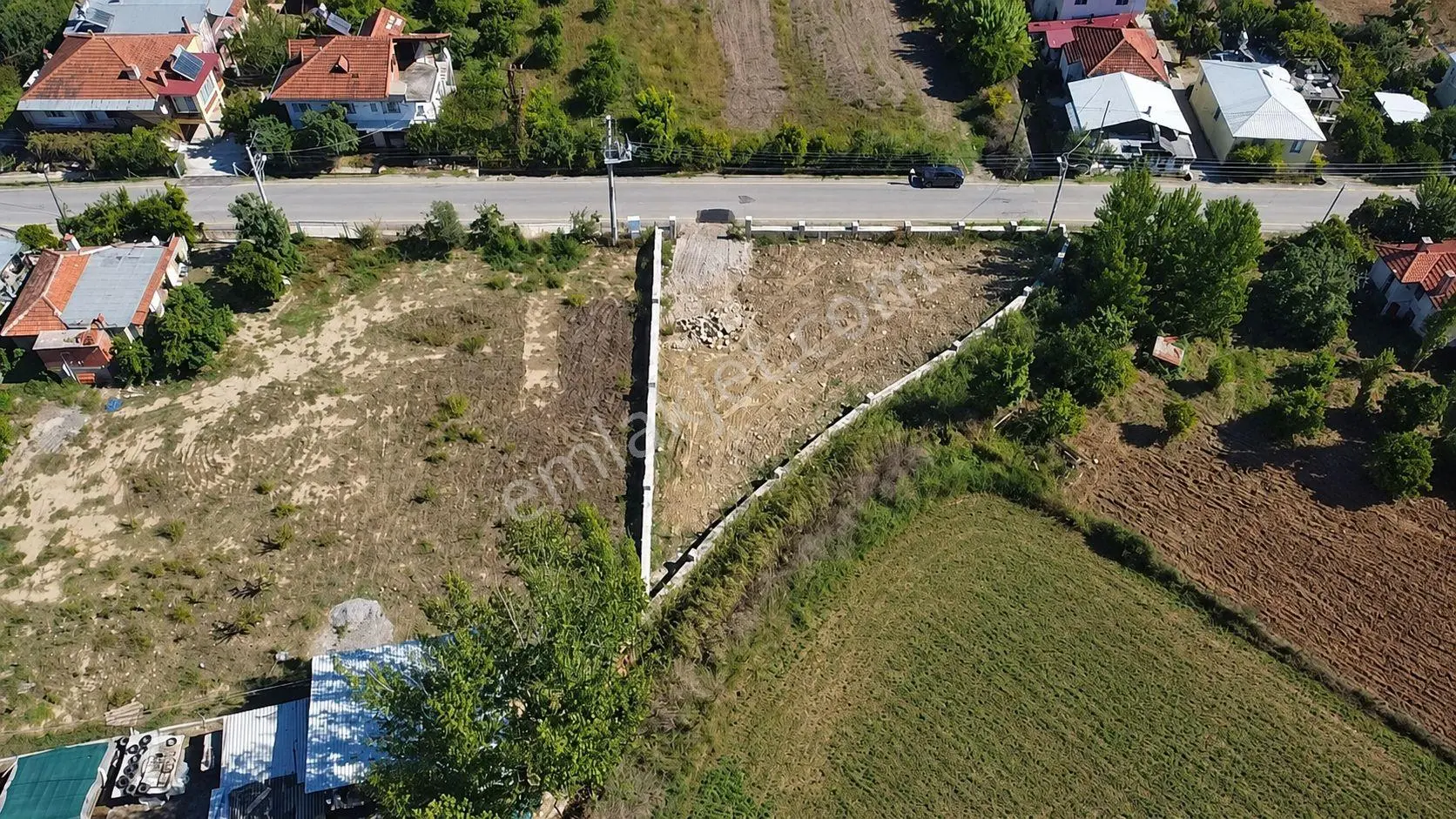 Muğla Seydikemer Atlıdere’de 707 M² Köy İçi İmarlı, Taş Duvarlı Satılık Arsa — fotoğraf 3
