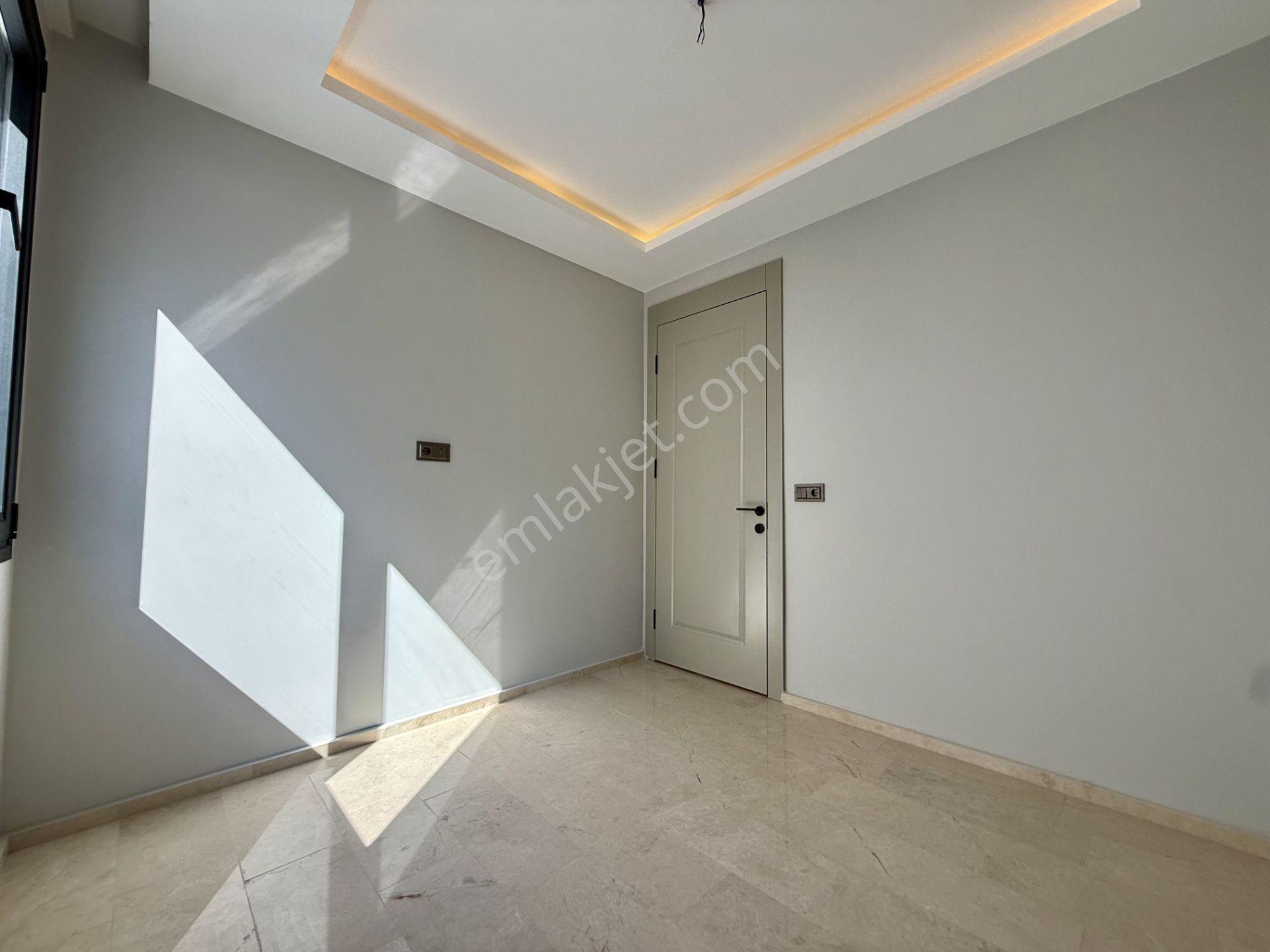 Kuşadası Kadınlar Denizi'nde Özel Havuzlu 4+1 Müstakil Villa — fotoğraf 13