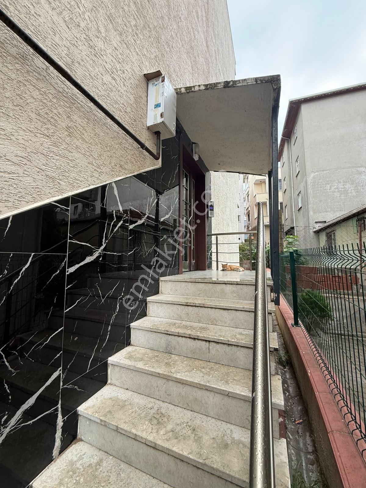 Samandıra Akpınar'da Kat Mülkiyetli 5+2 Teraslı Lüks Dubleks — fotoğraf 26