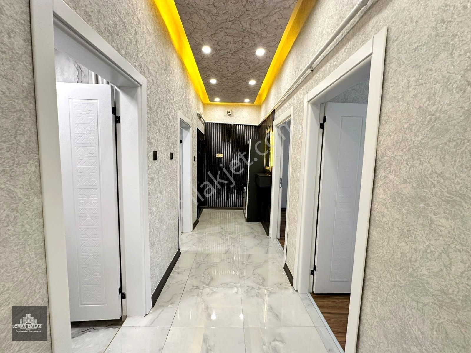 Uzman Emlak'dan Aşağıeğlence Mh'de Ultralüx Yapılı Yüksek Giriş 2,5+1 Daire — fotoğraf 18