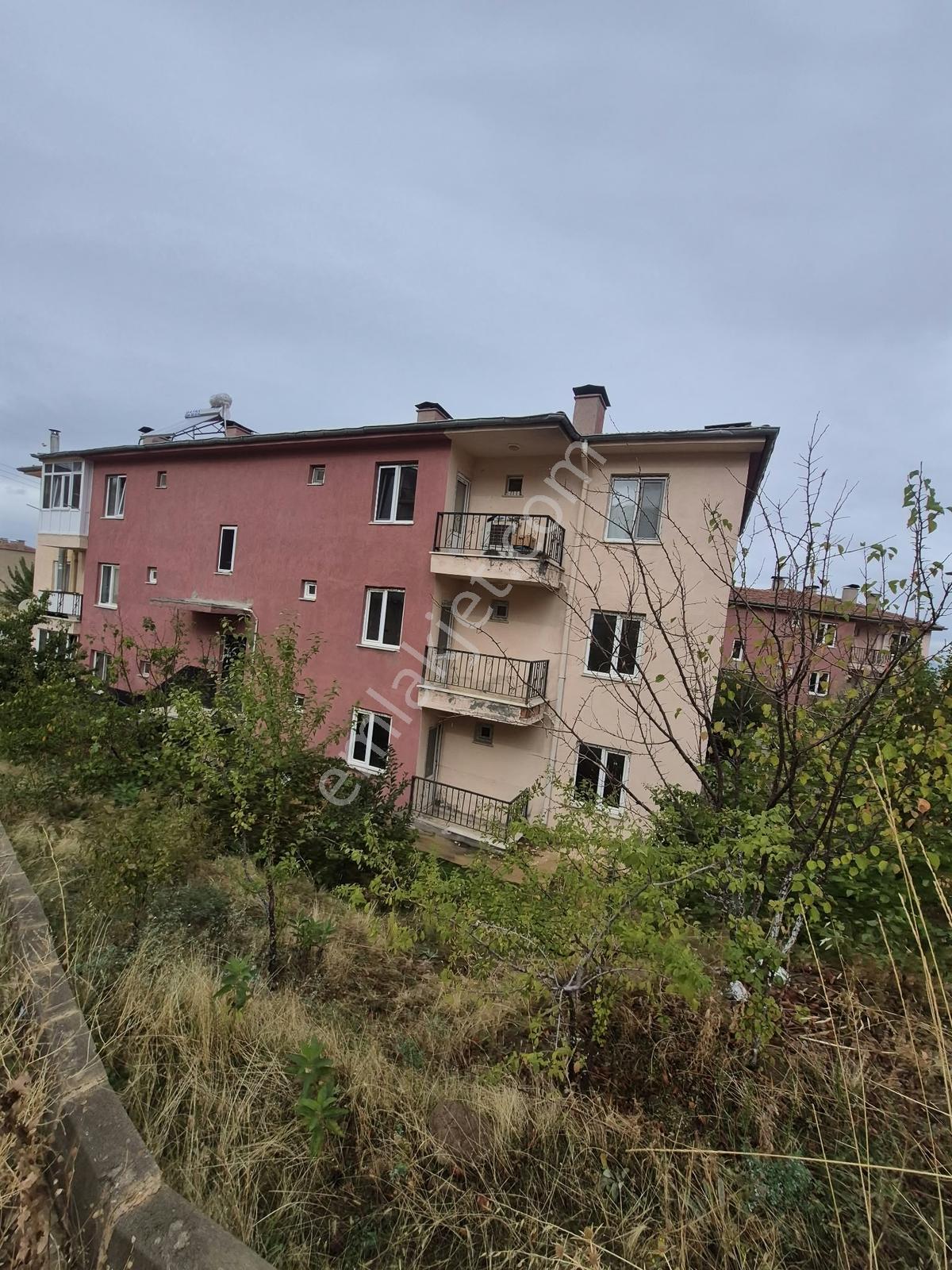 Me Ka Grouptan İnaz Deprem Evlerinde Satılık 2+1 Daire! — fotoğraf 7