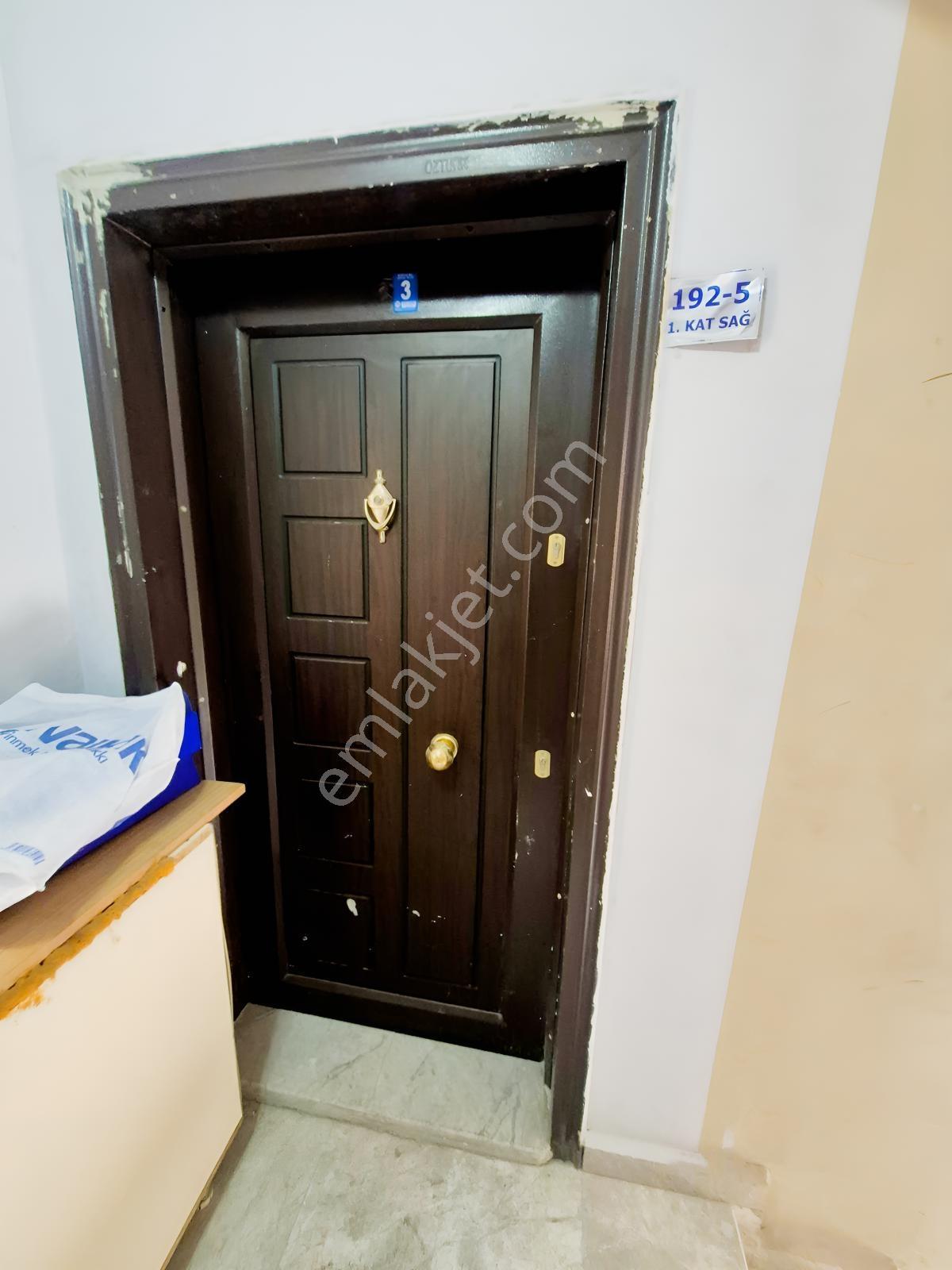Me Ka Grouptan İnaz Deprem Evlerinde Satılık 2+1 Daire! — fotoğraf 9