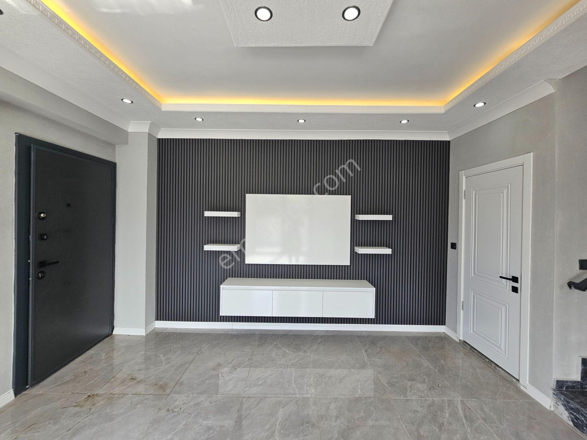 Deniz'den 4+1 Havuzlu, Denize Yakın Villa — fotoğraf 10